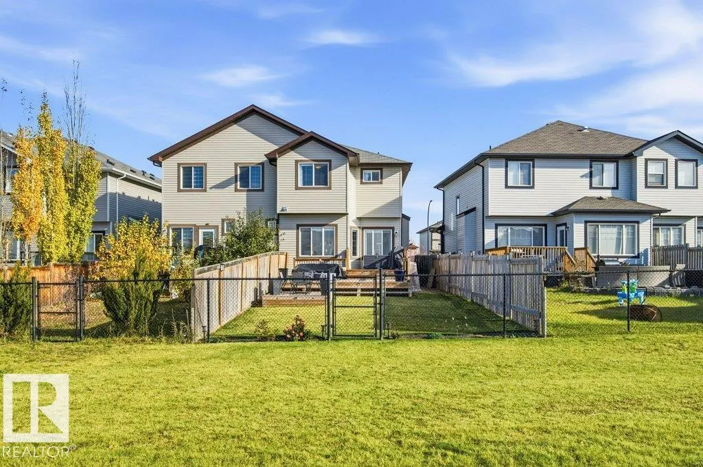 18 Currant Crescent