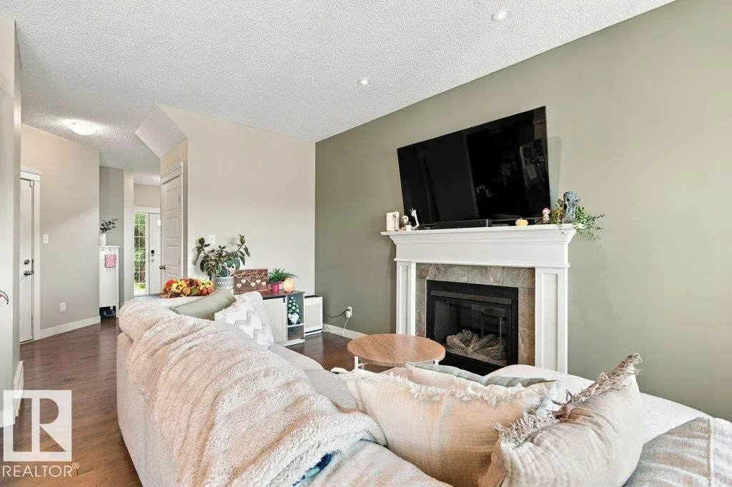 18 Currant Crescent