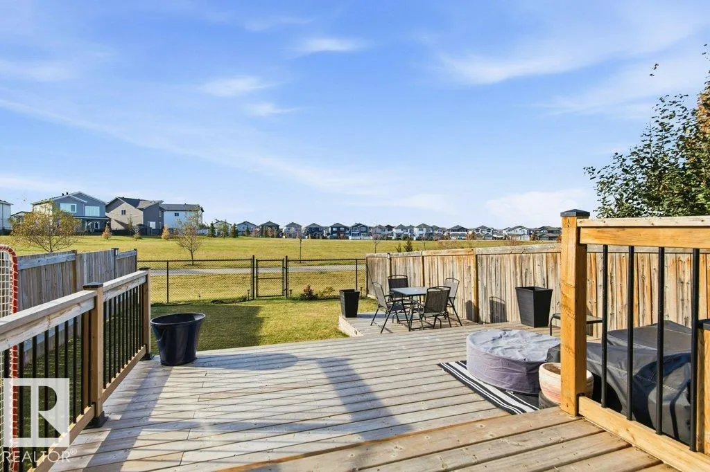 18 Currant Crescent