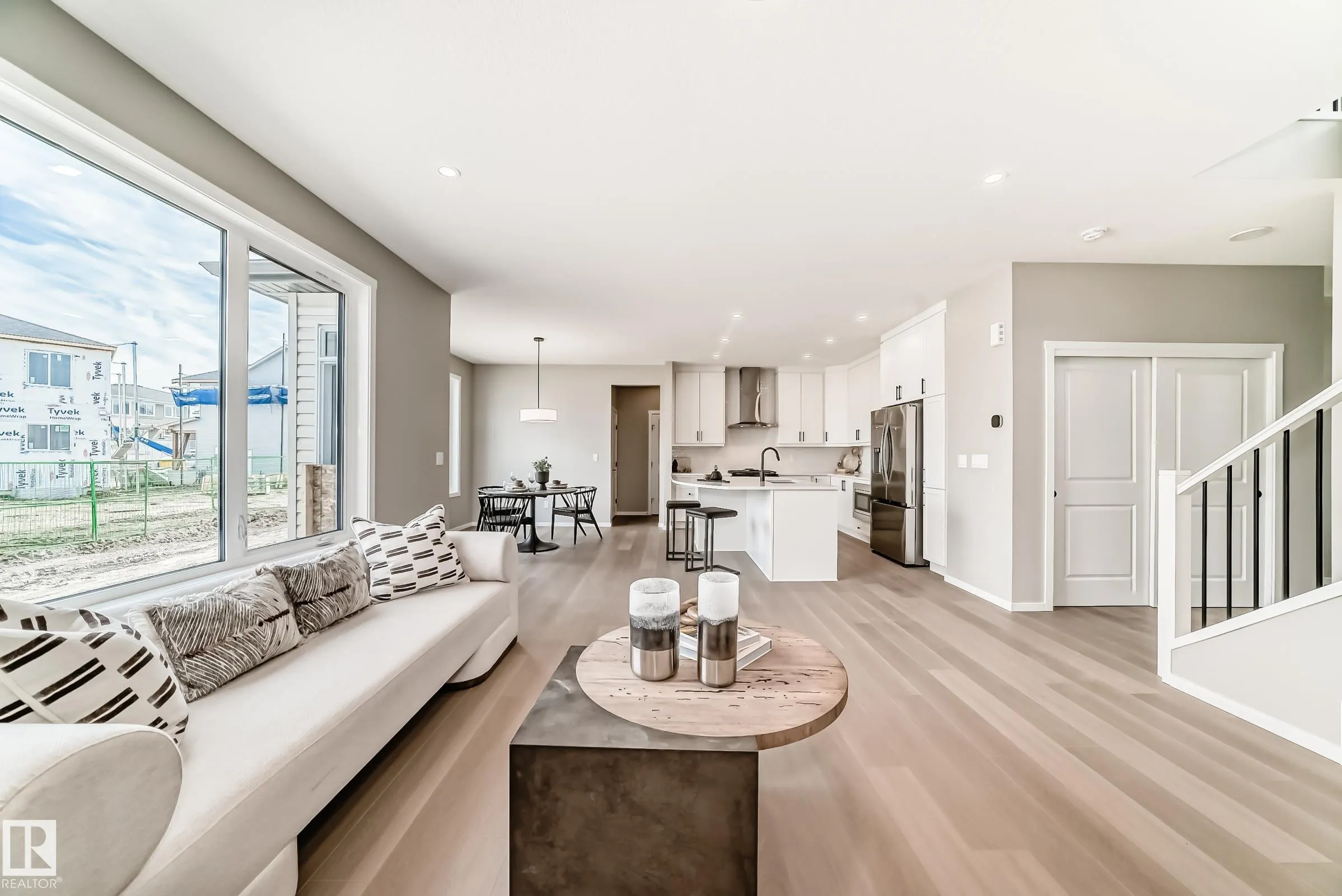 1603 206 Street