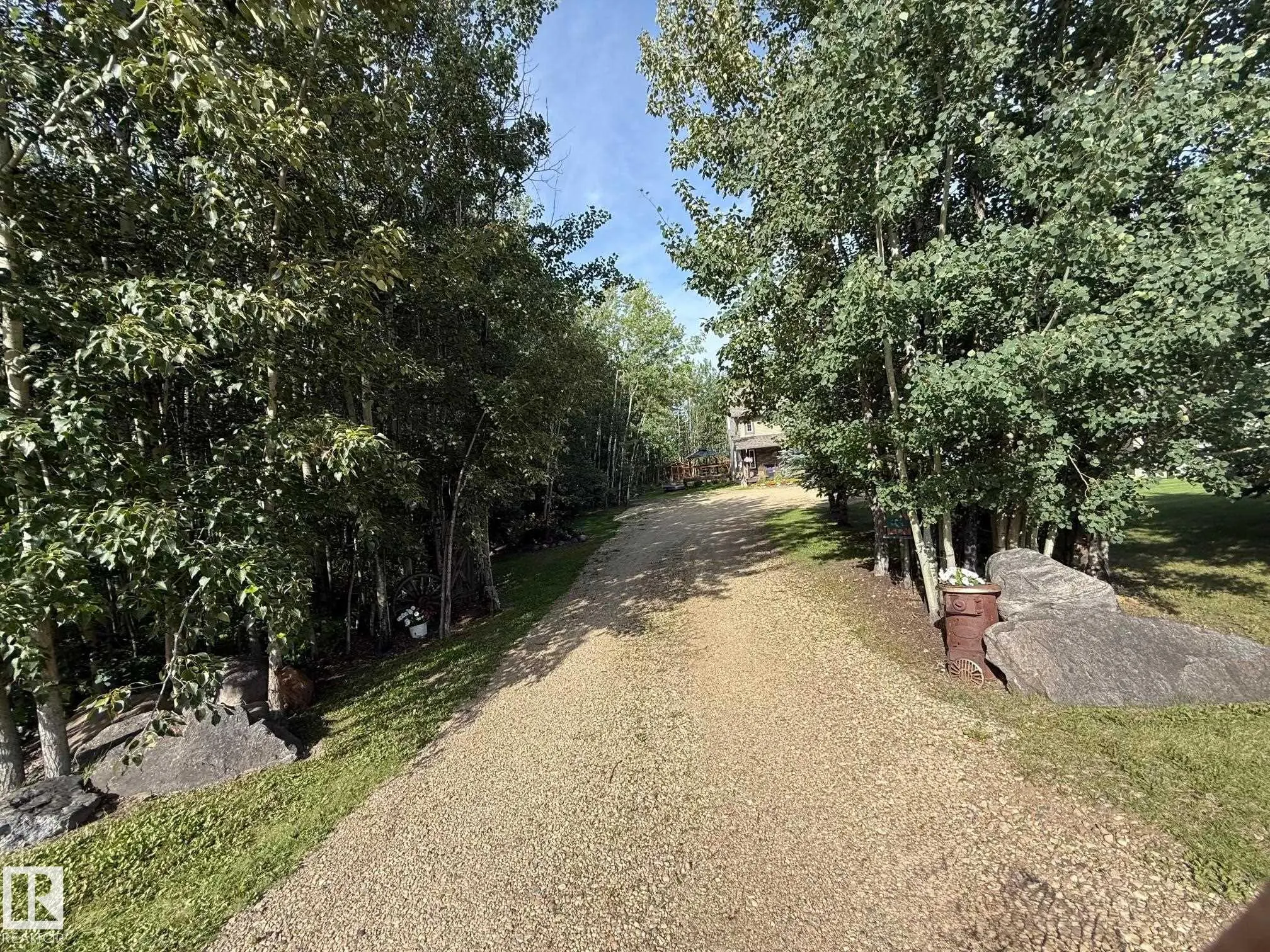 462054 RGE ROAD 11