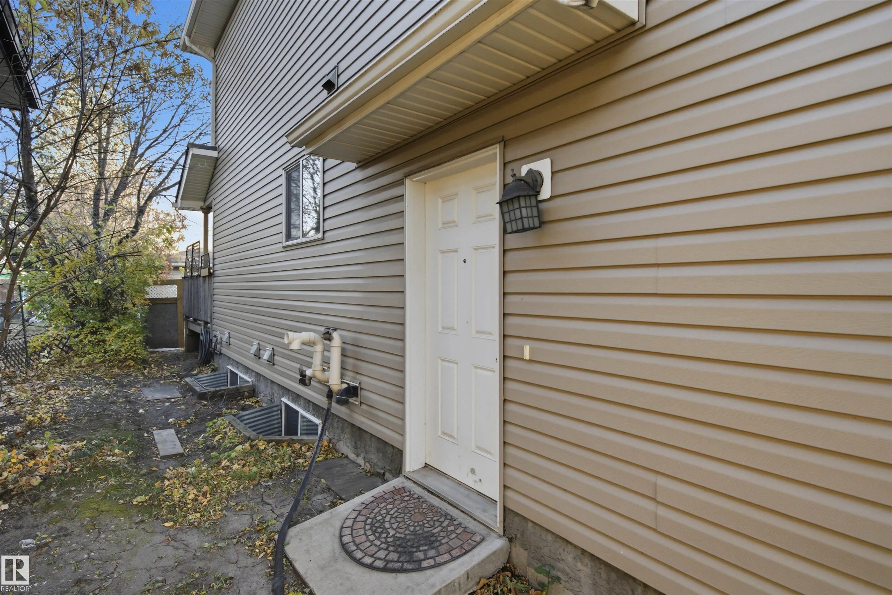 12041 103 Street
