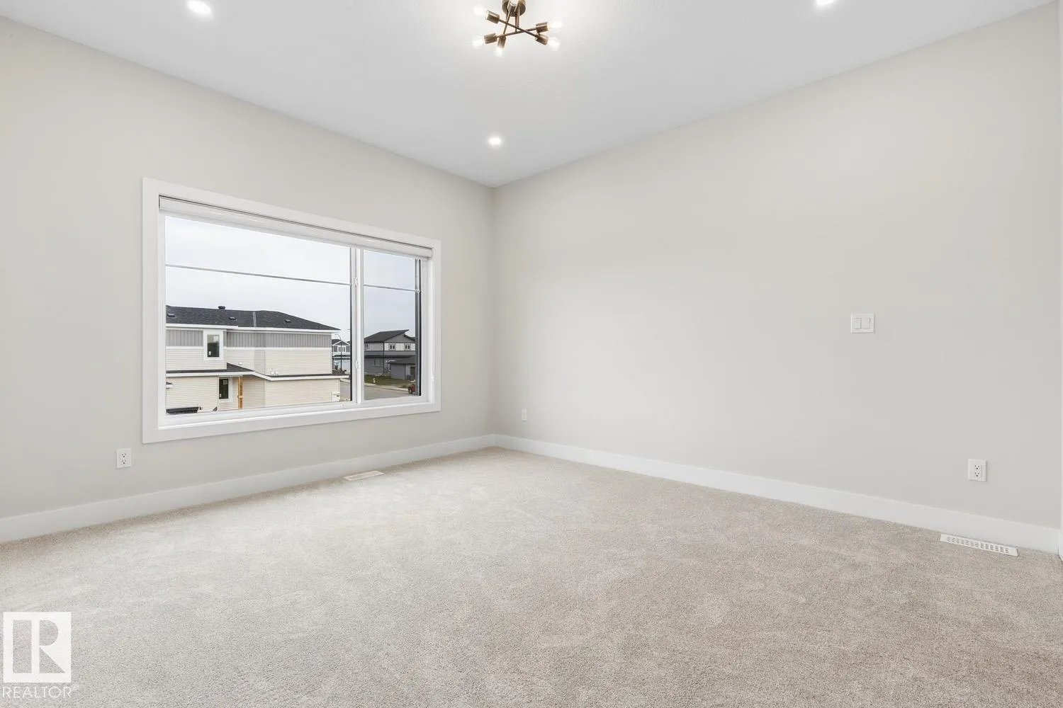 496 Robinson Boulevard
