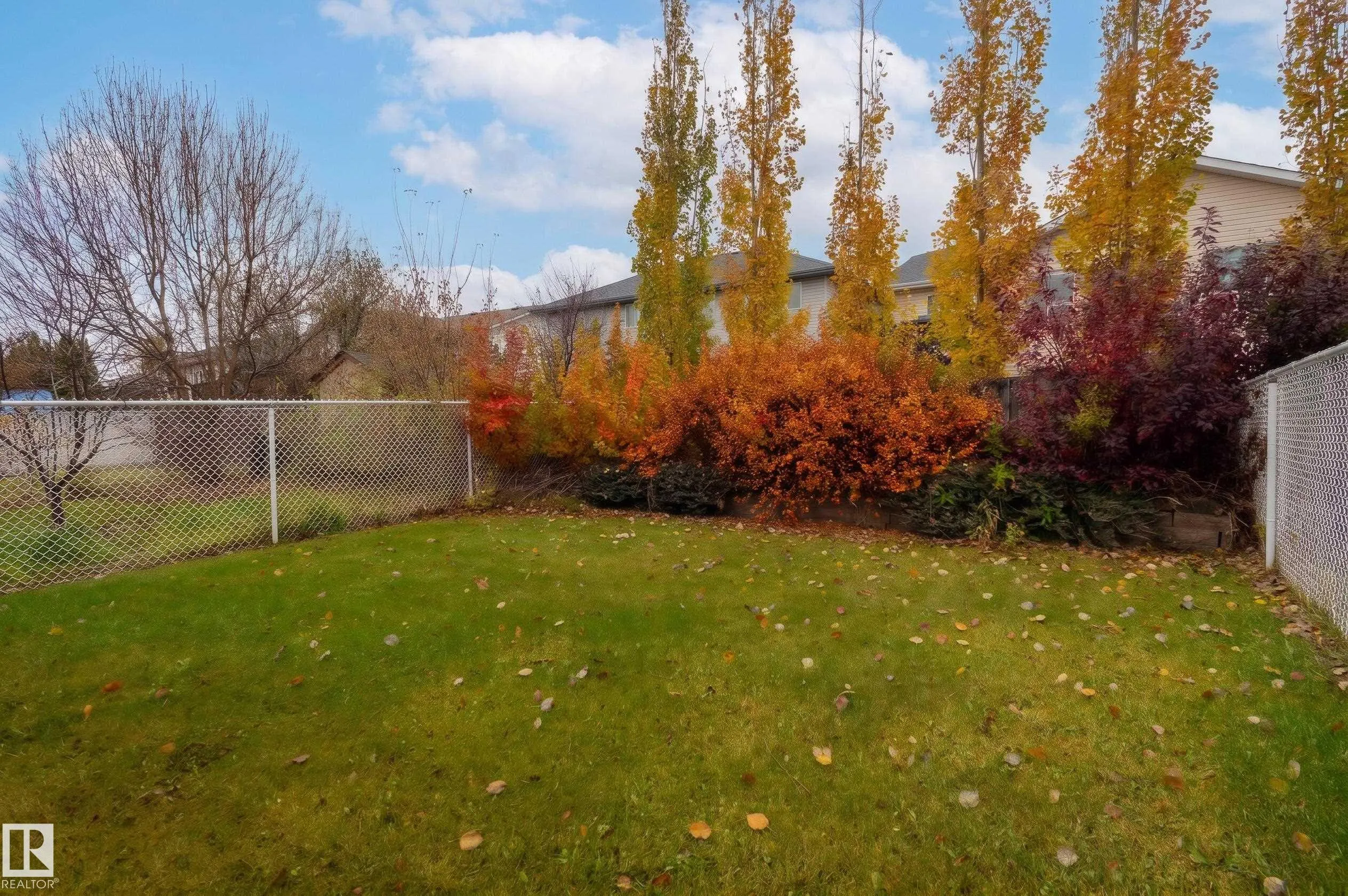 711 Kananaskis Drive