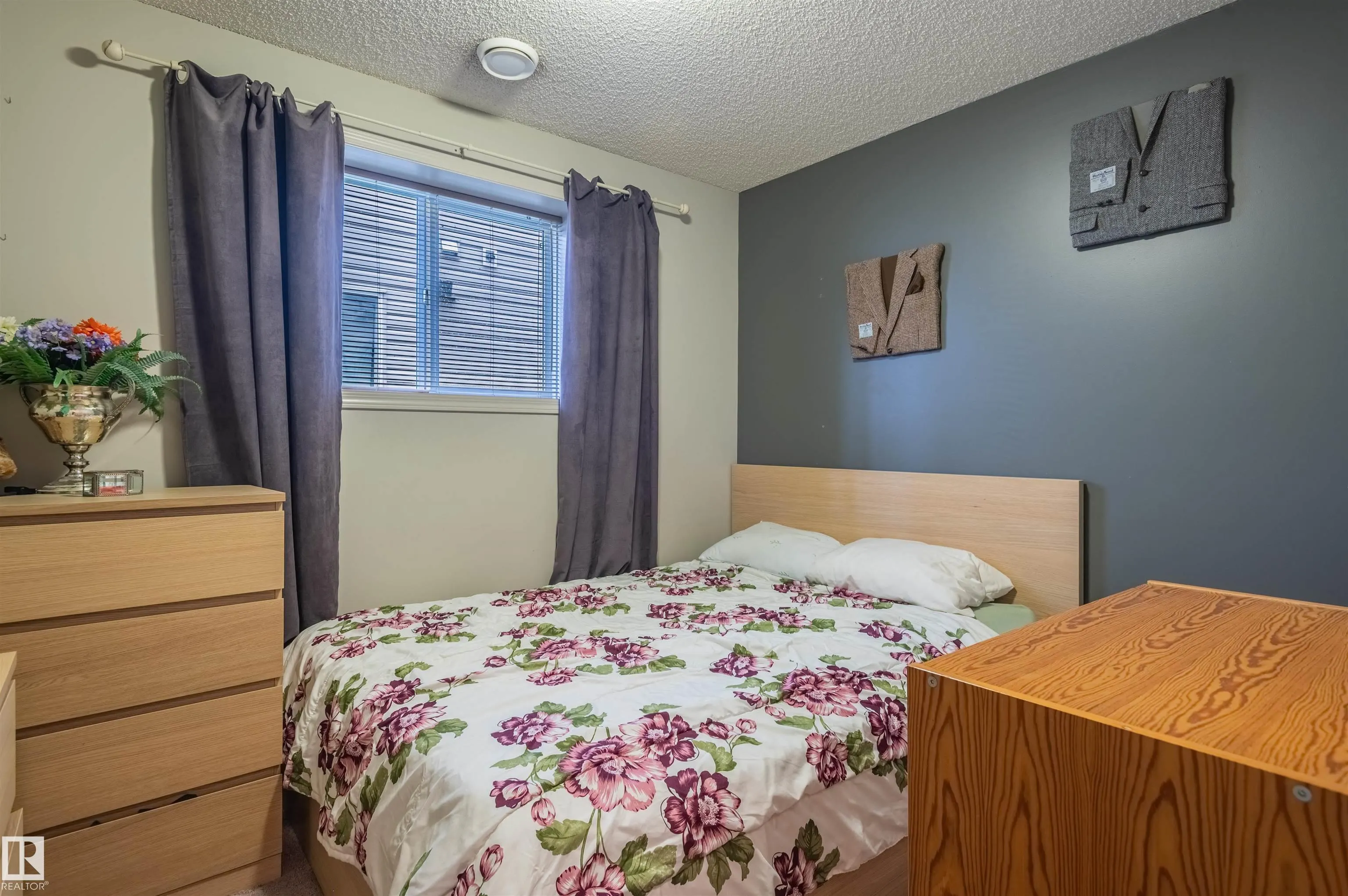 711 Kananaskis Drive