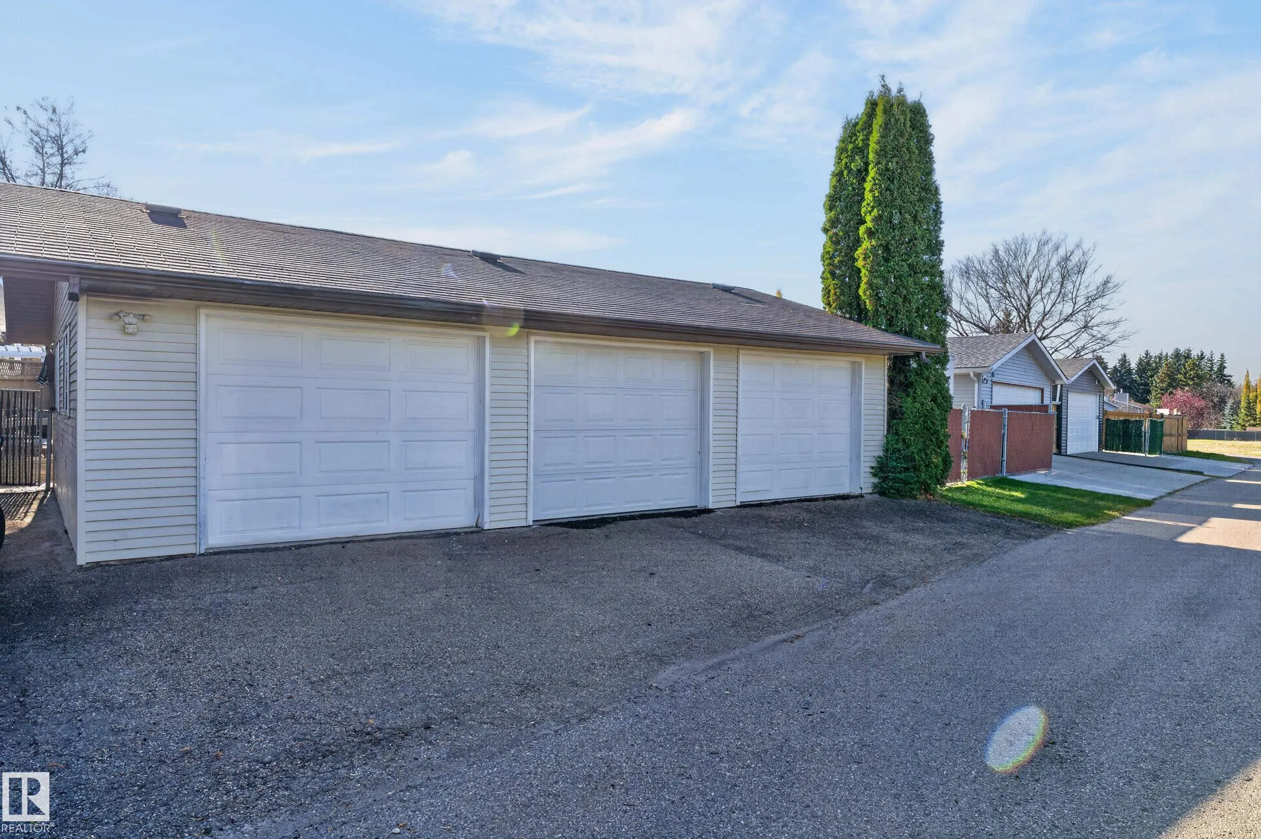 43 Westlake Drive