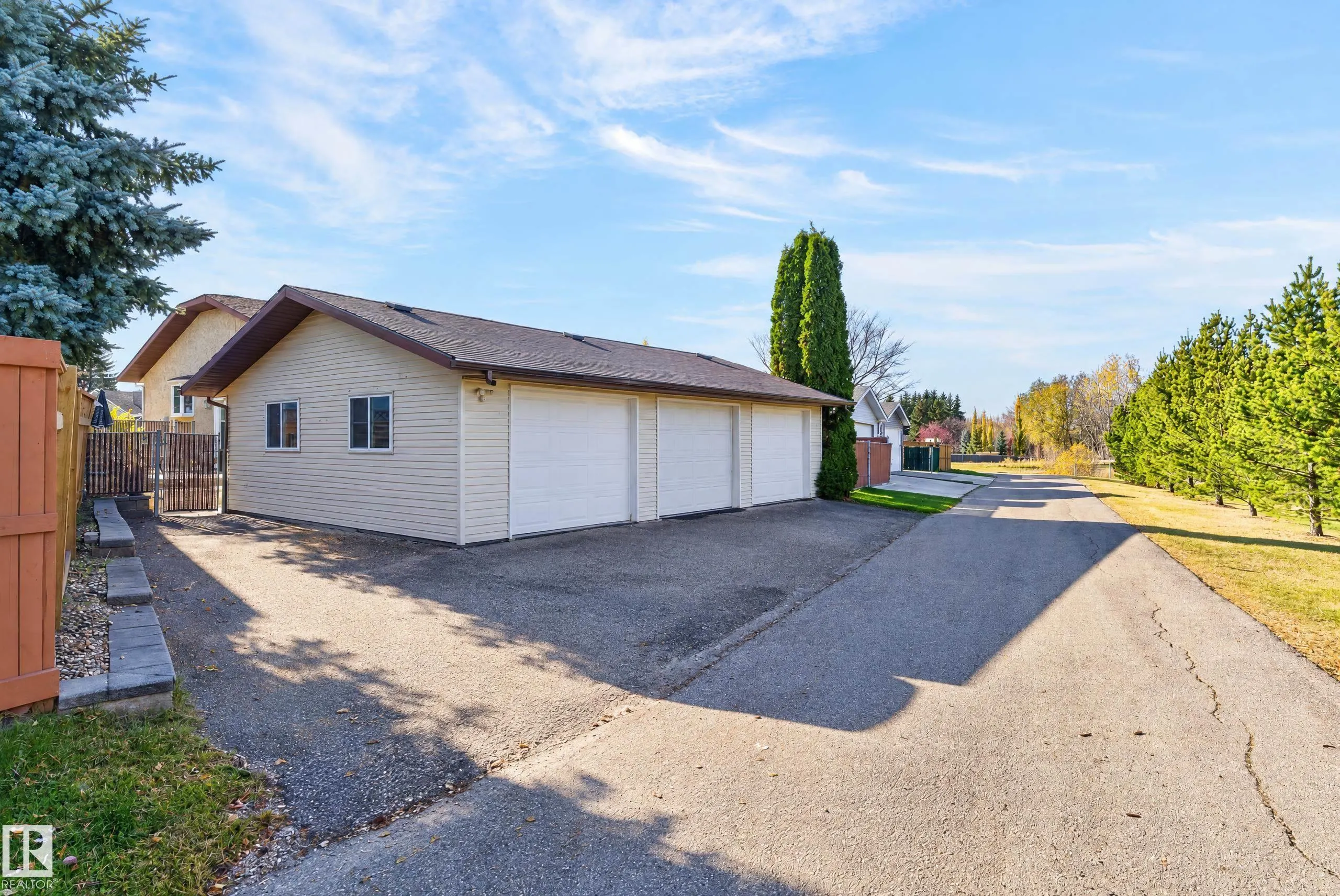 43 Westlake Drive