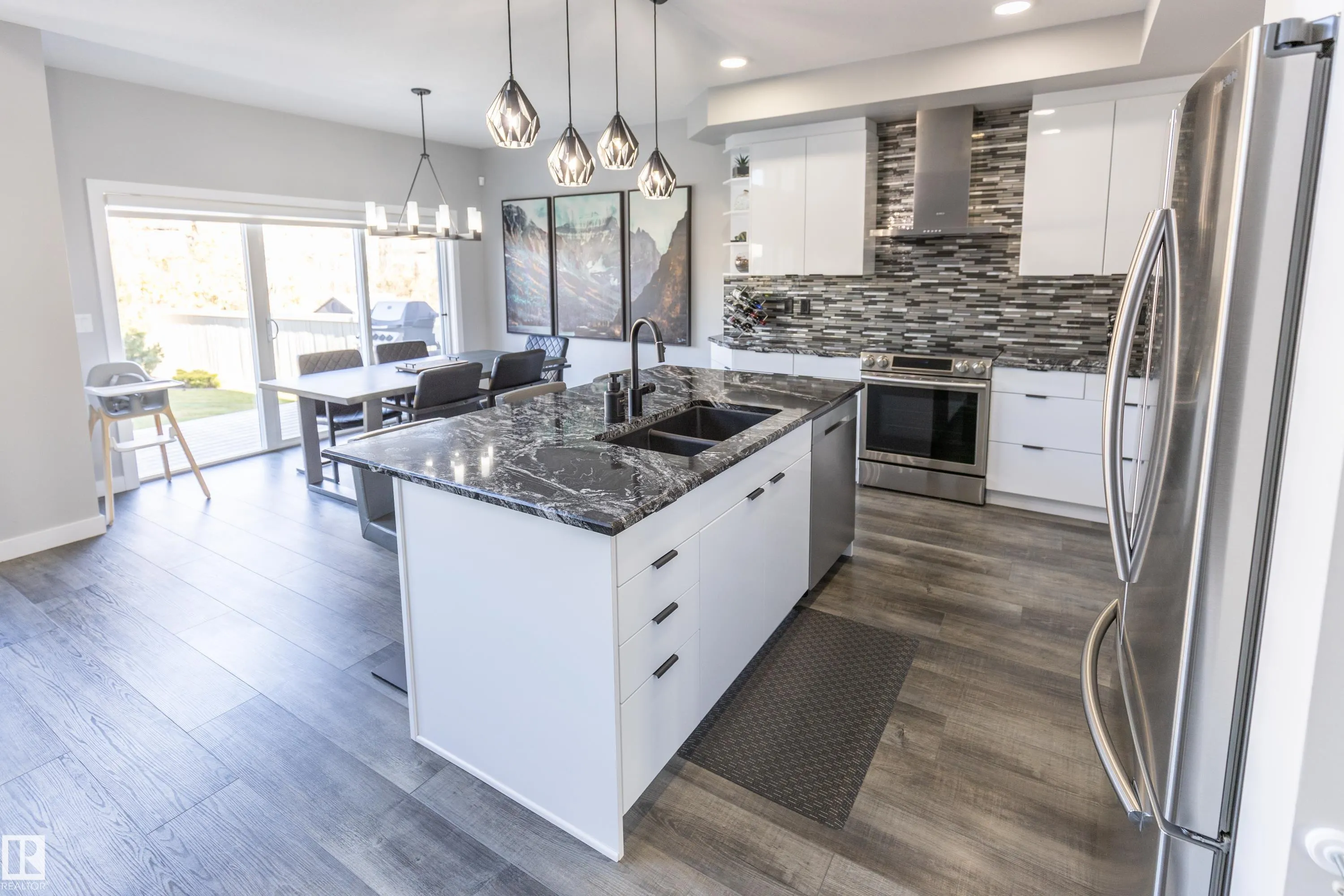 529 EAGLESON Wynd