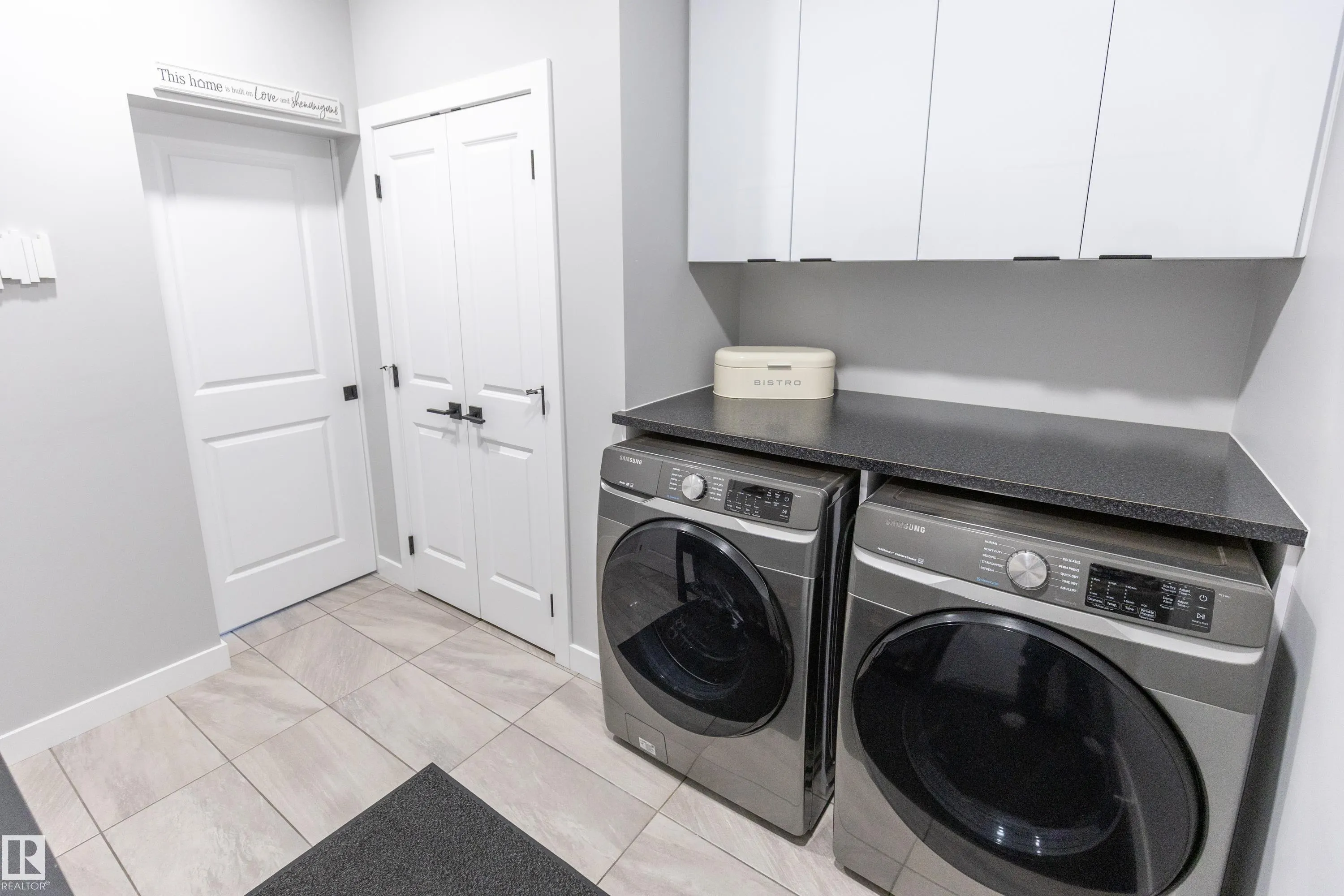 529 EAGLESON Wynd