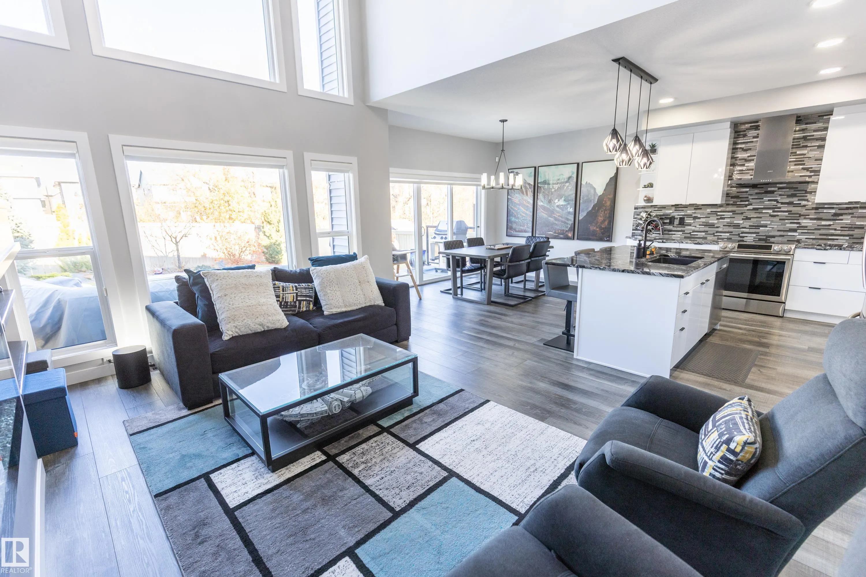 529 EAGLESON Wynd