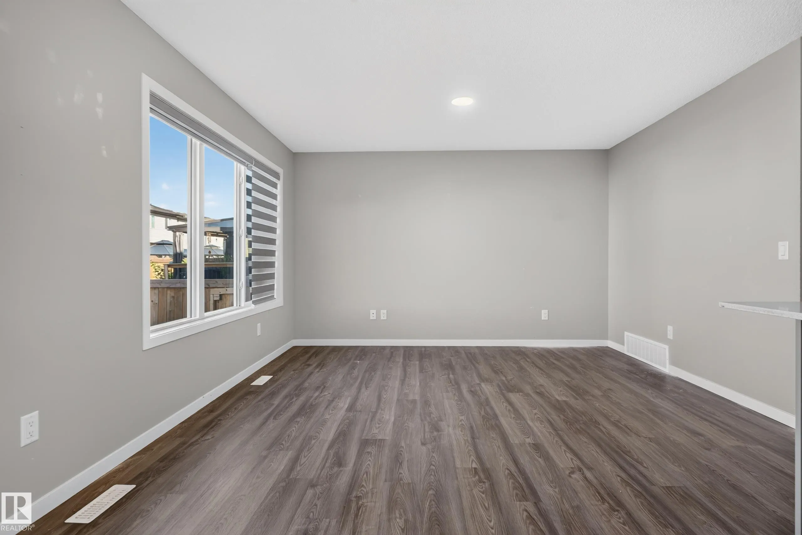 9330 Cooper Bend