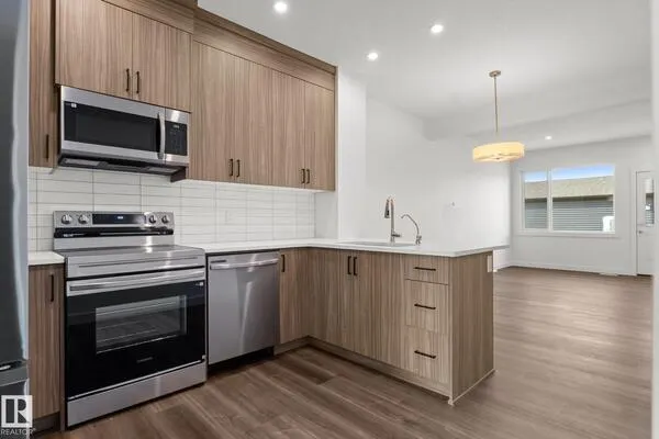 8710 Edgemont Link