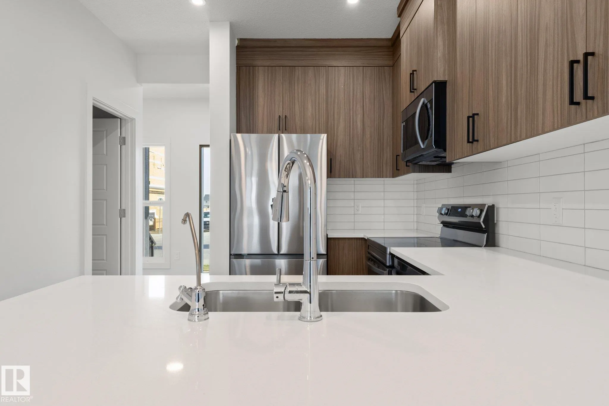 8710 Edgemont Link