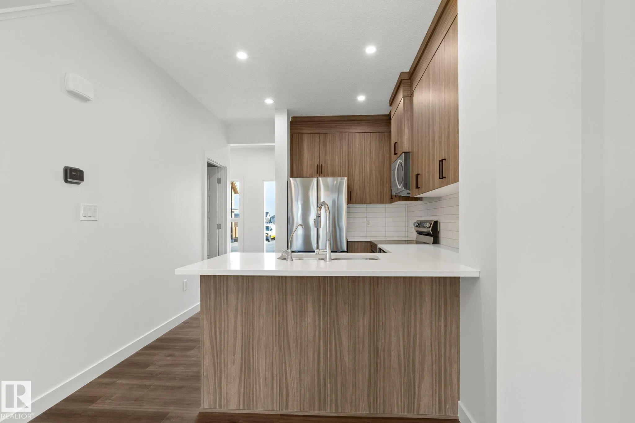 8710 Edgemont Link