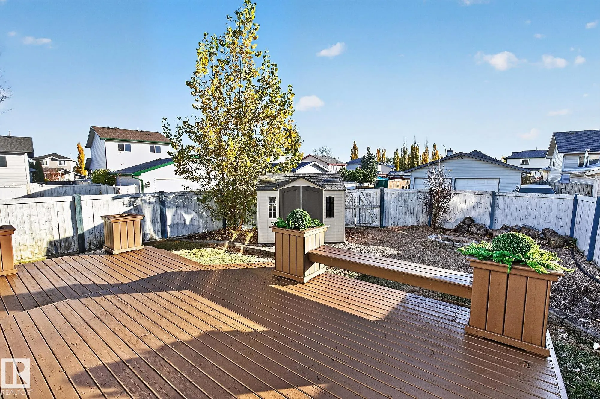 2 HEATHERGLEN Drive