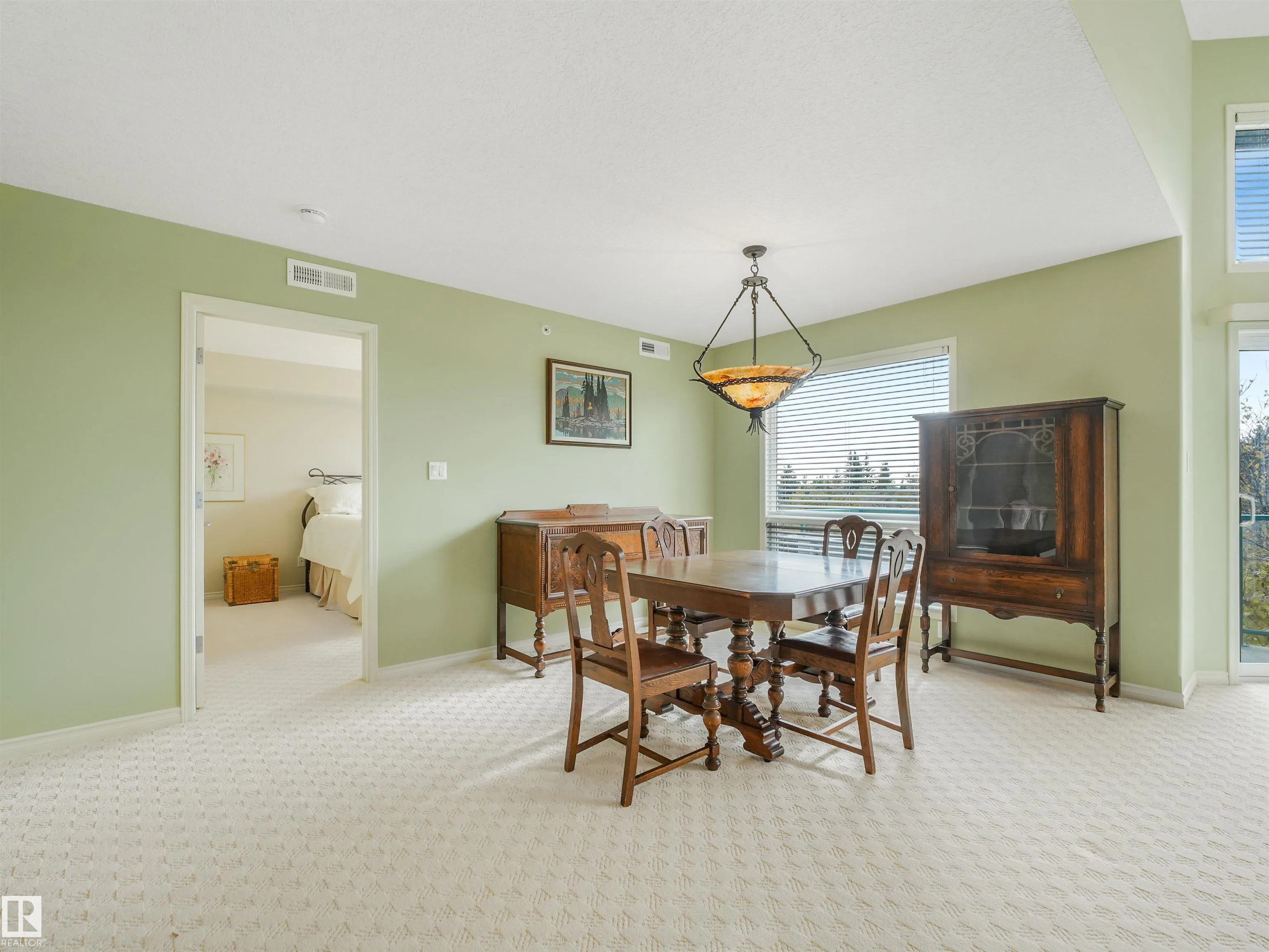 102A Bridgeport Crossing