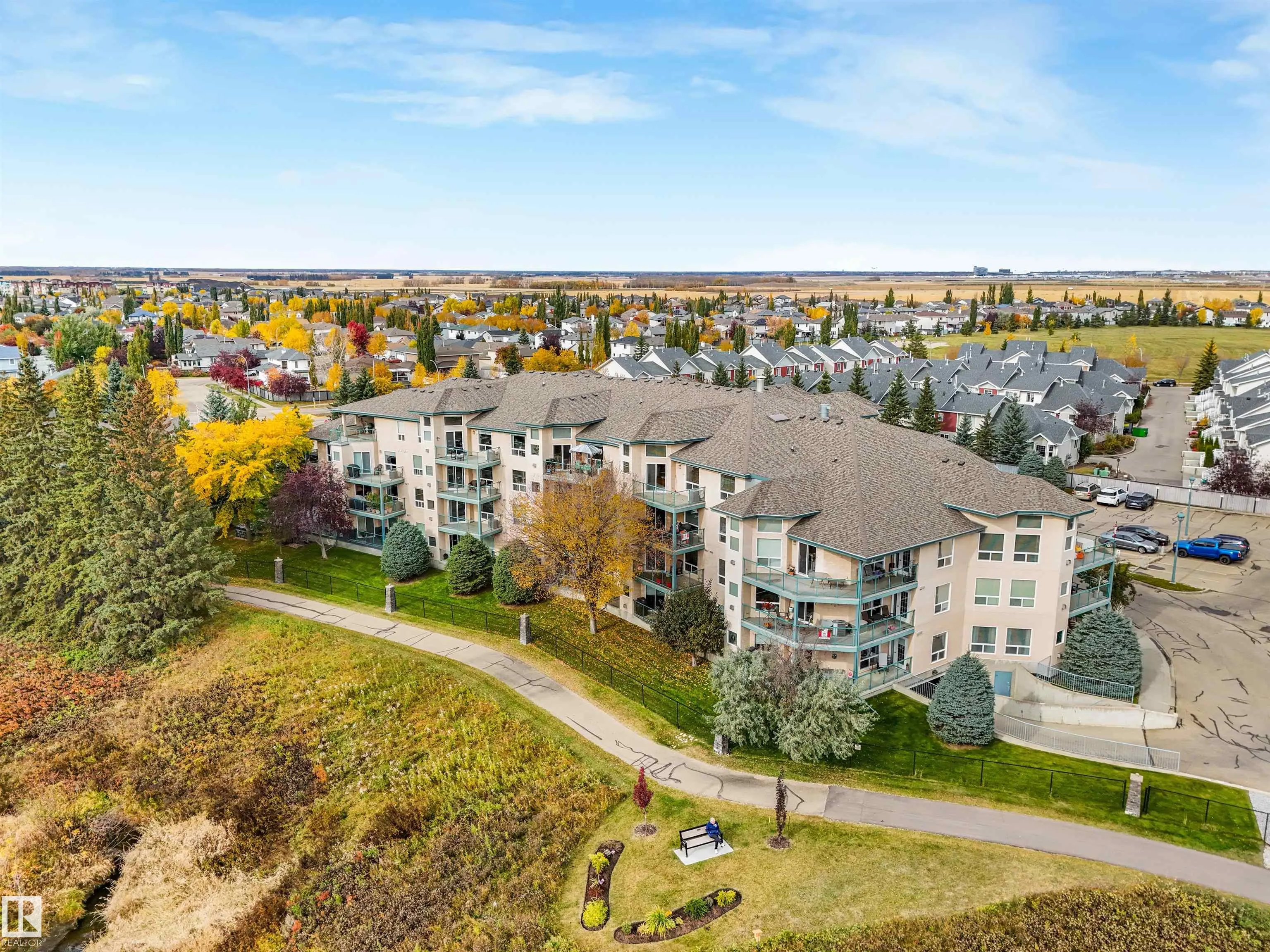 102A Bridgeport Crossing