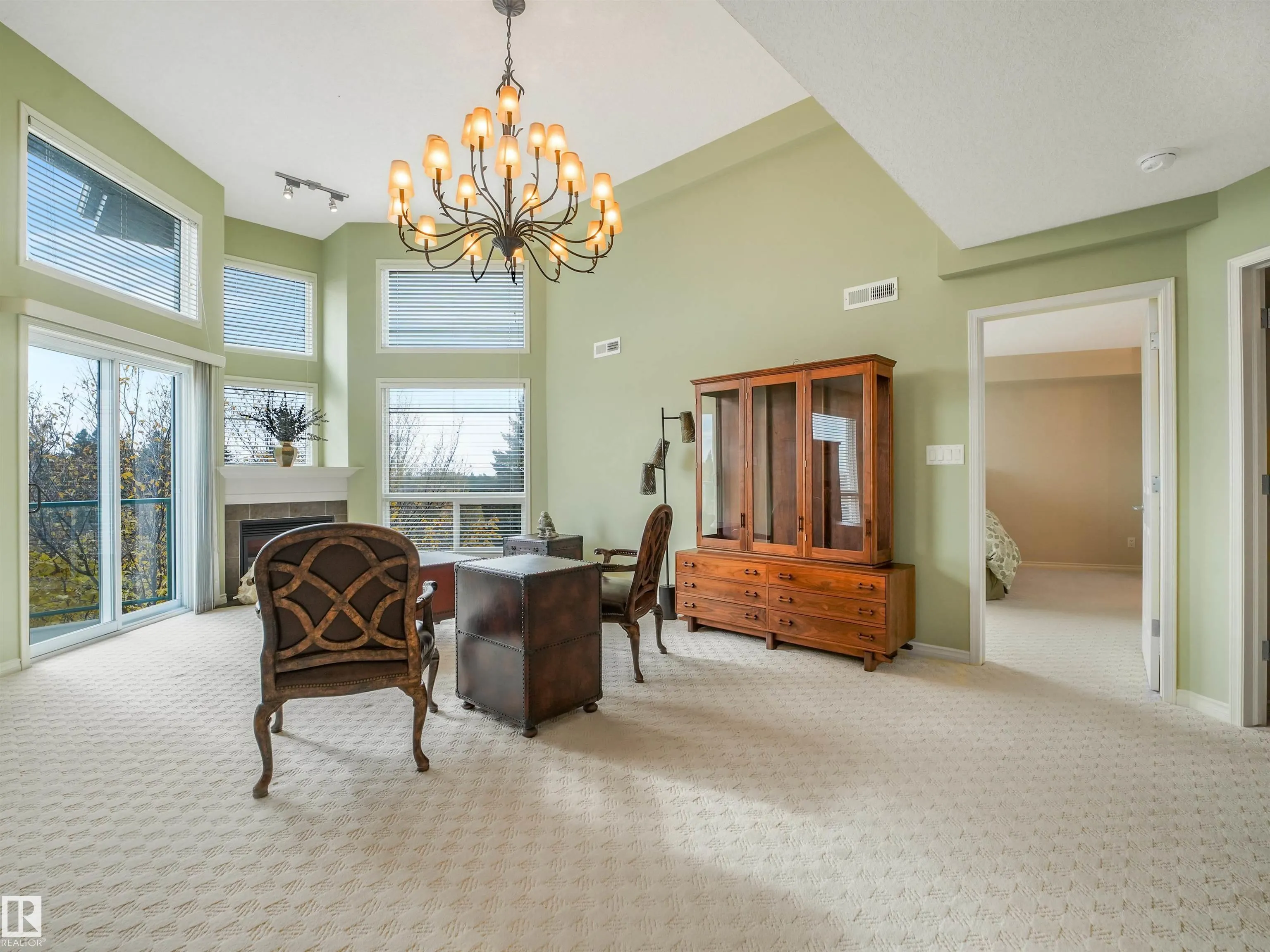 102A Bridgeport Crossing
