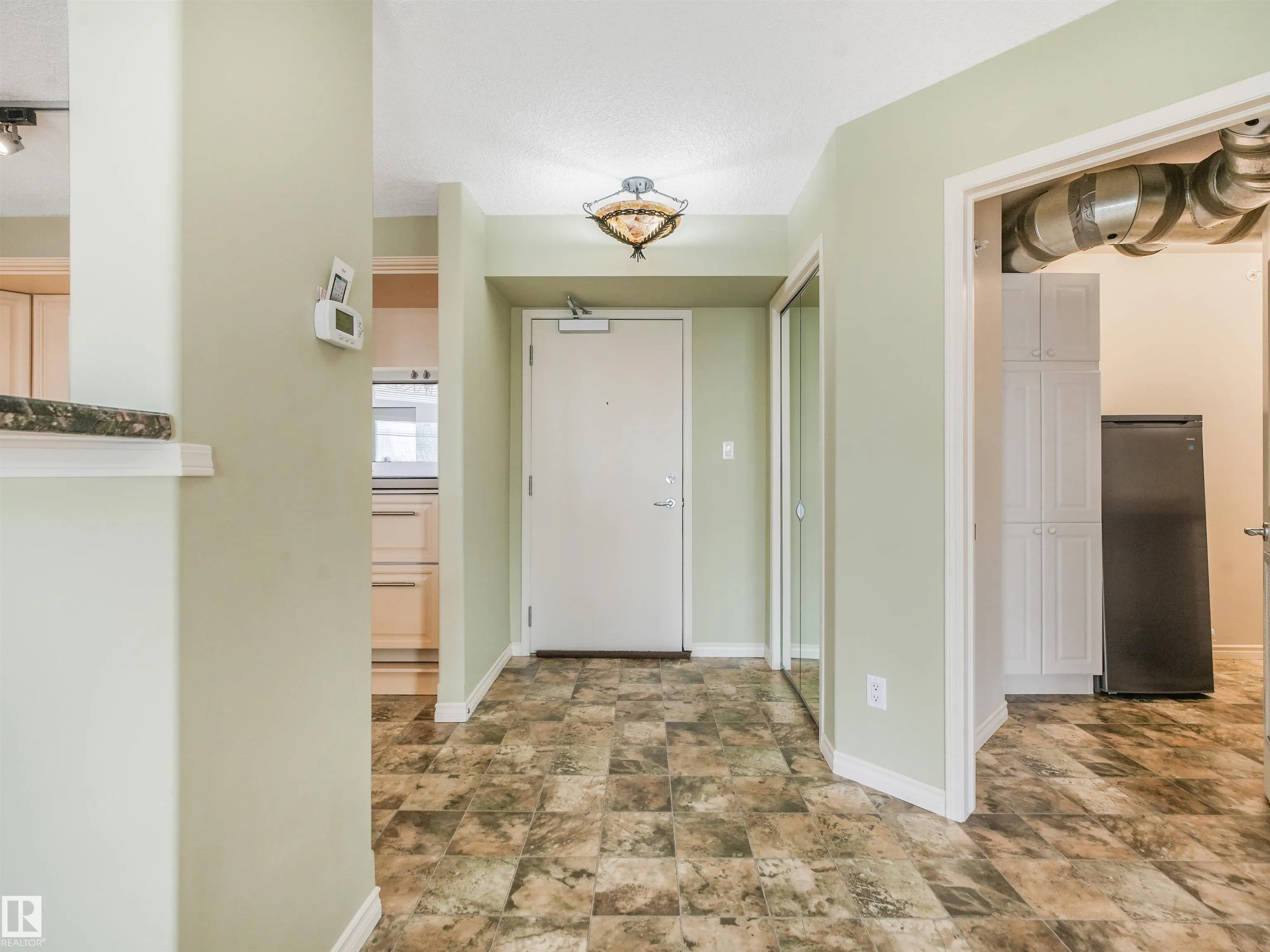 102A Bridgeport Crossing