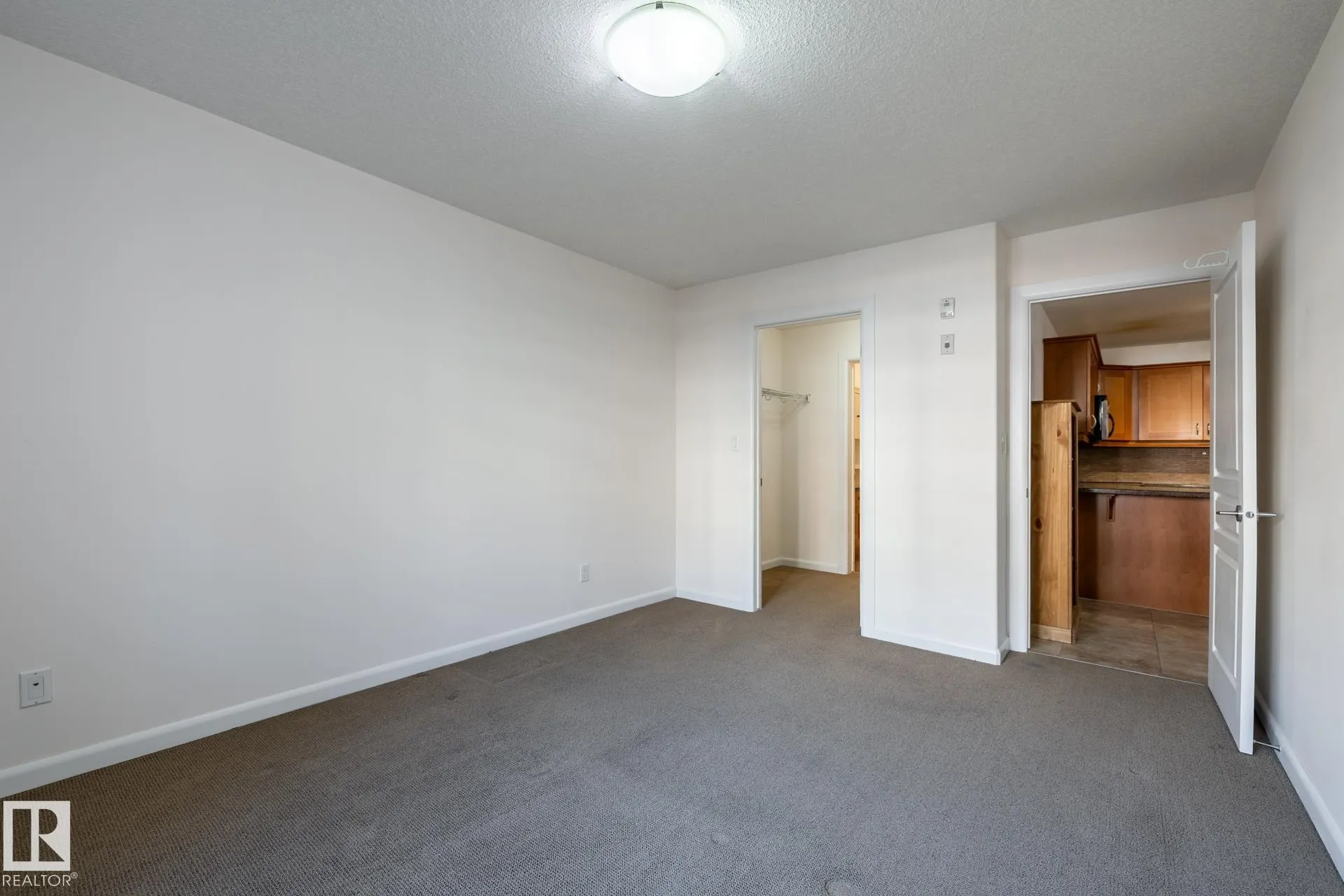 400 PALISADES Way
