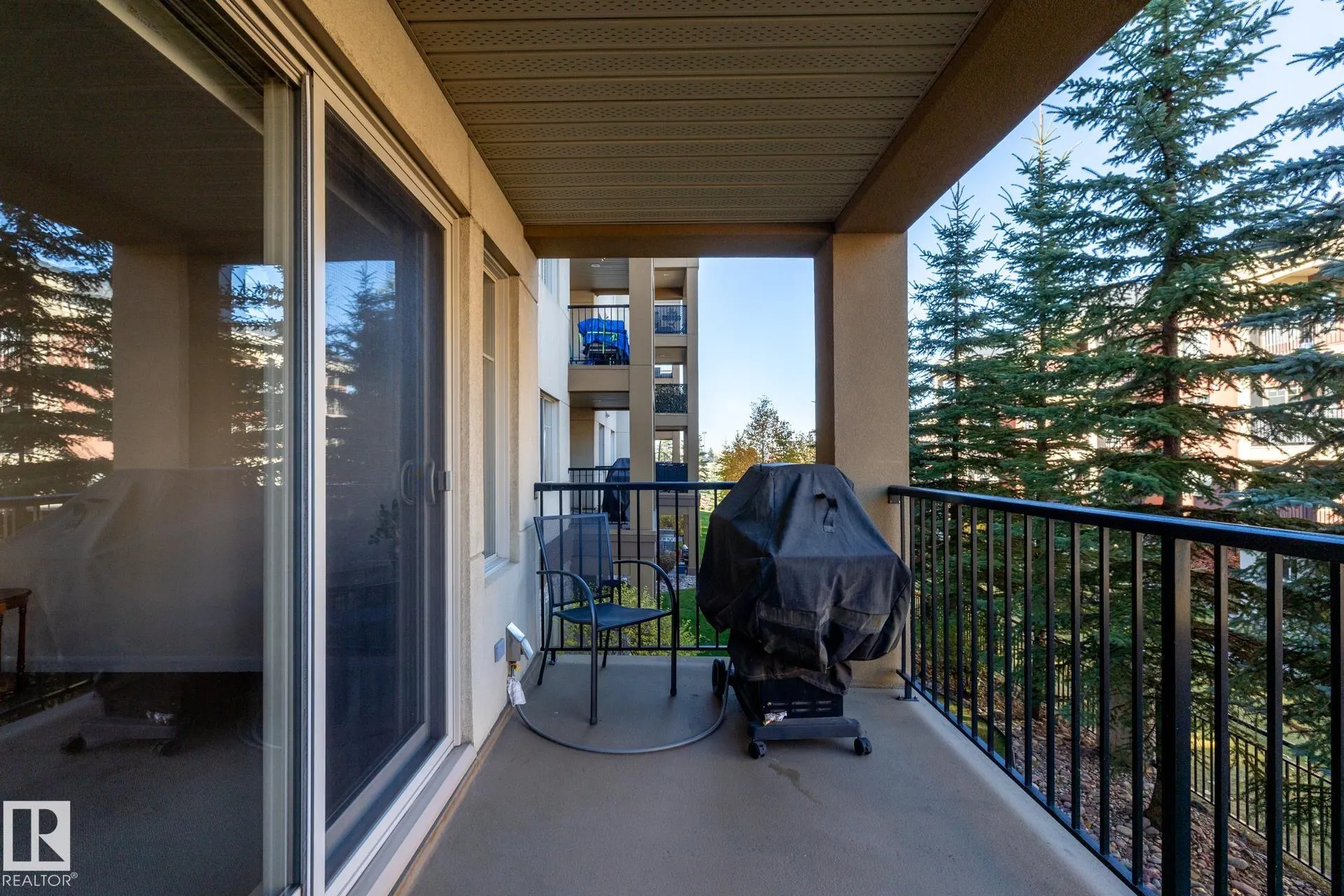 400 PALISADES Way