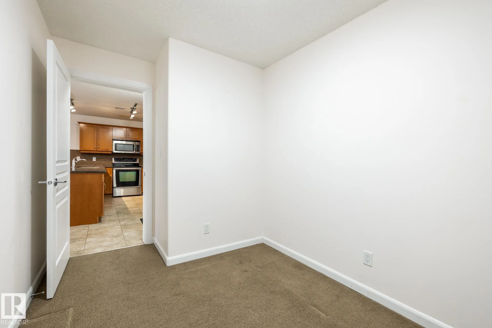 400 PALISADES Way