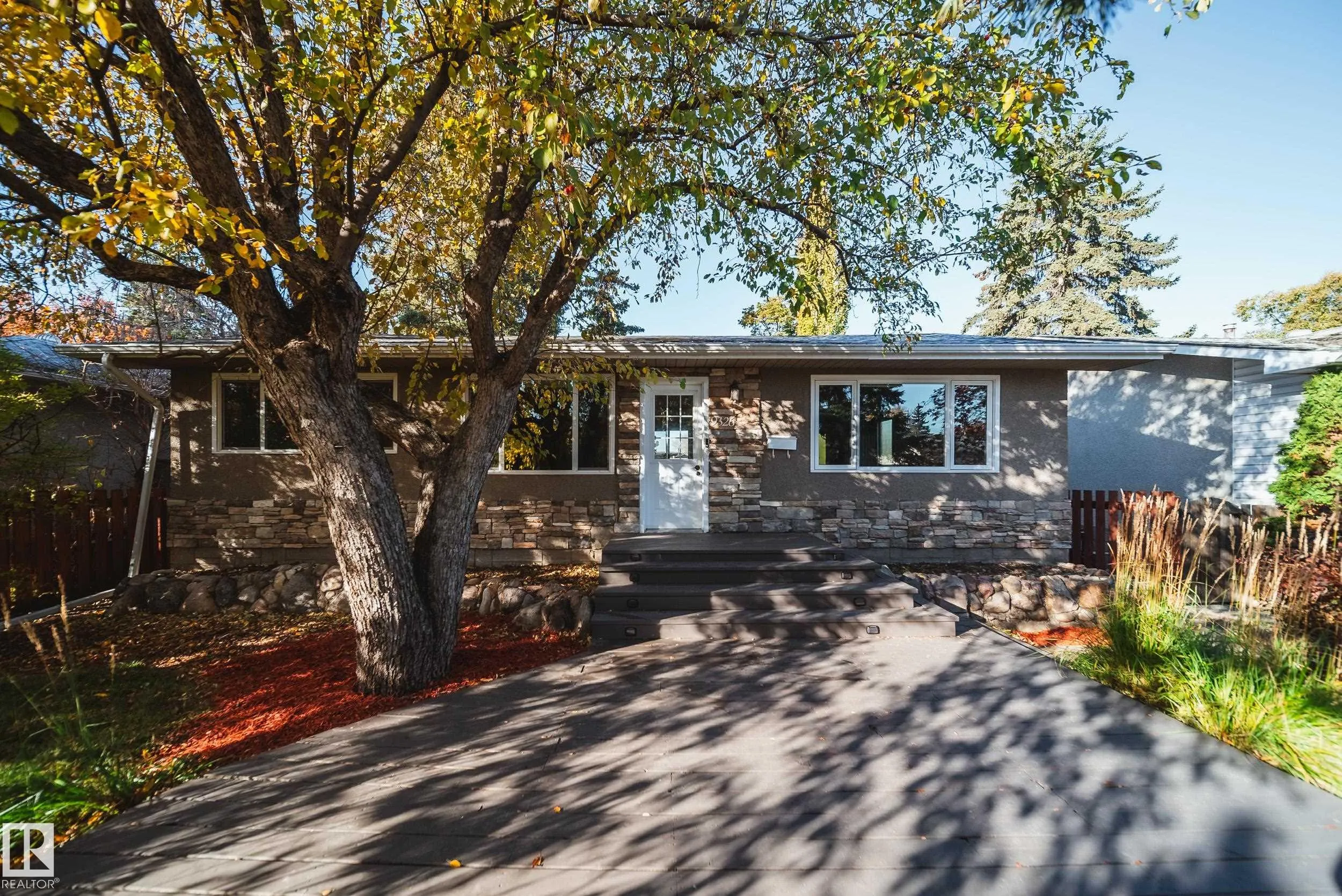 9326 150 Street