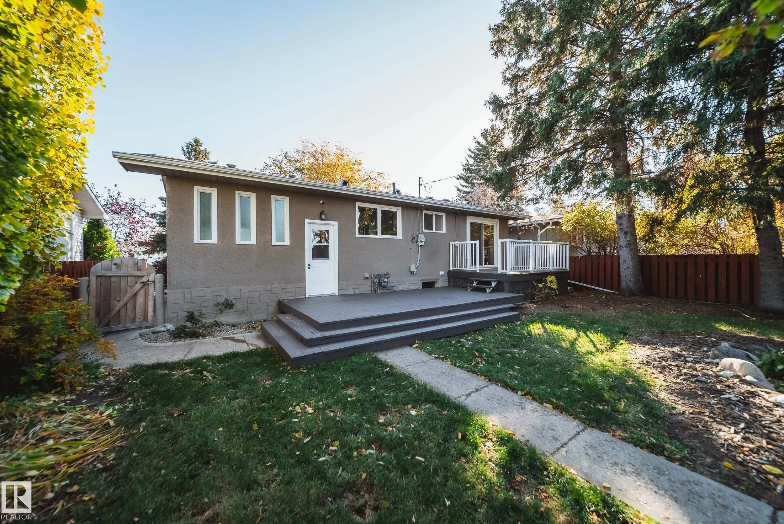9326 150 Street