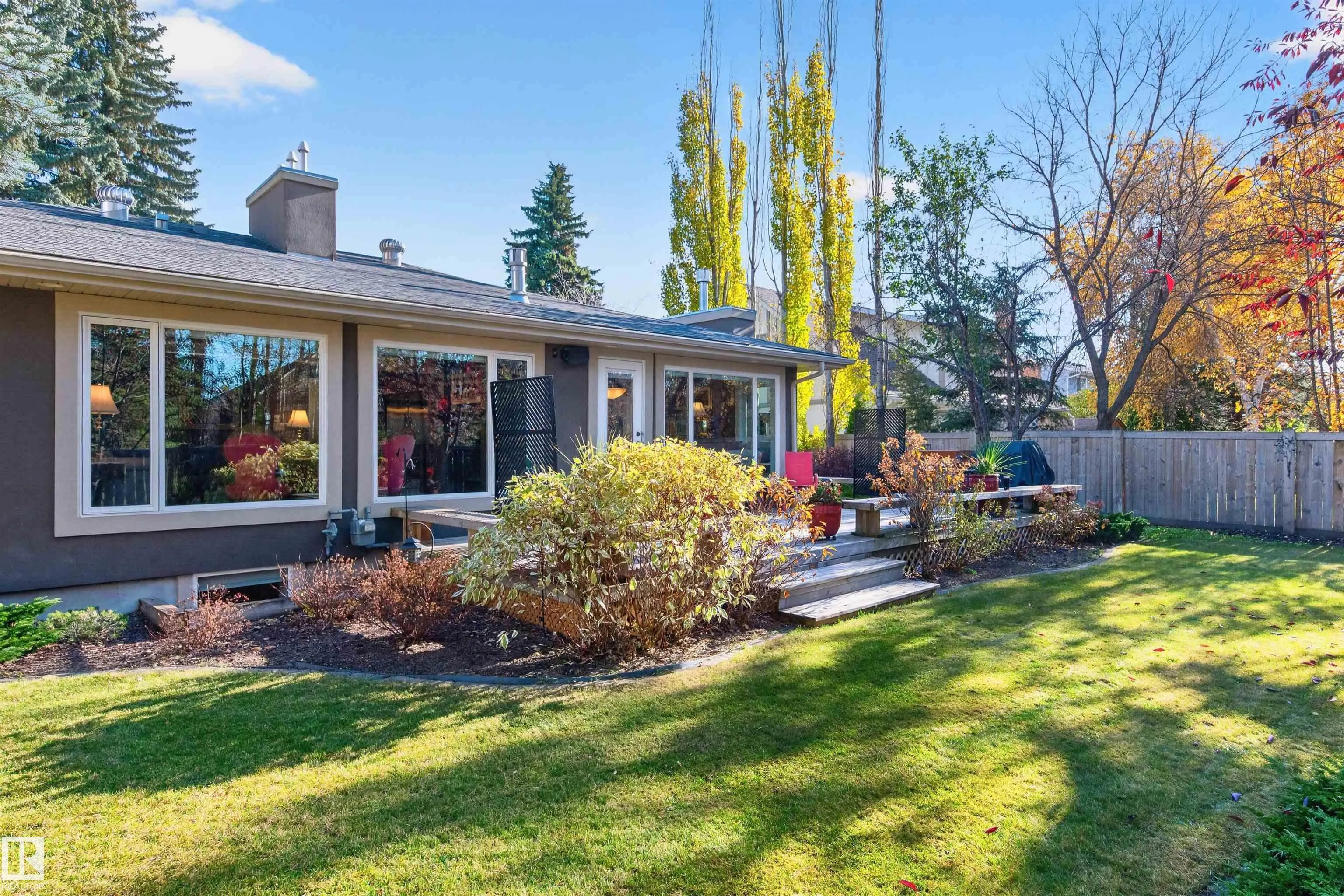 30 LODGEPOLE Crescent