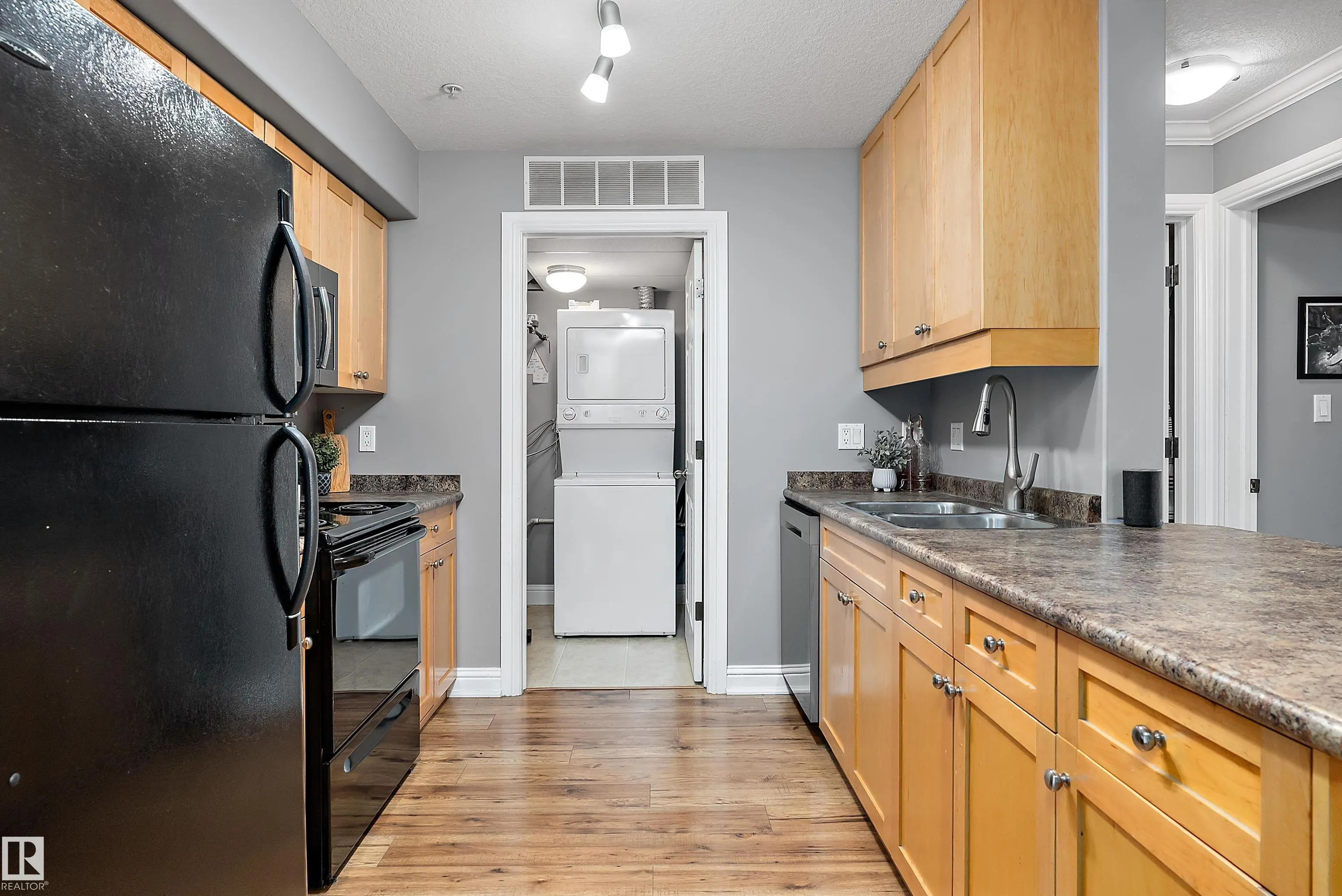 13005 140 Avenue