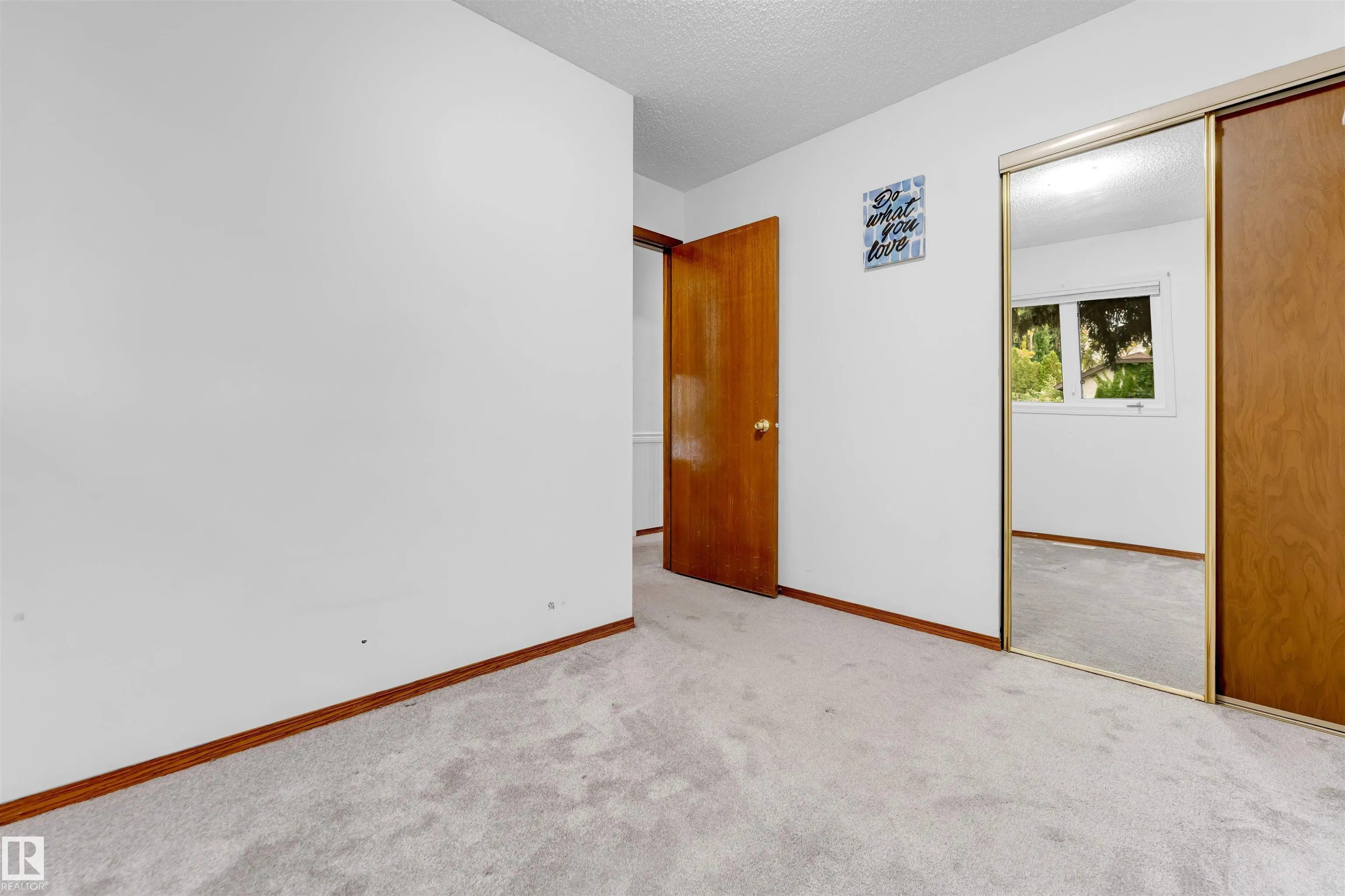 1160 35A Street