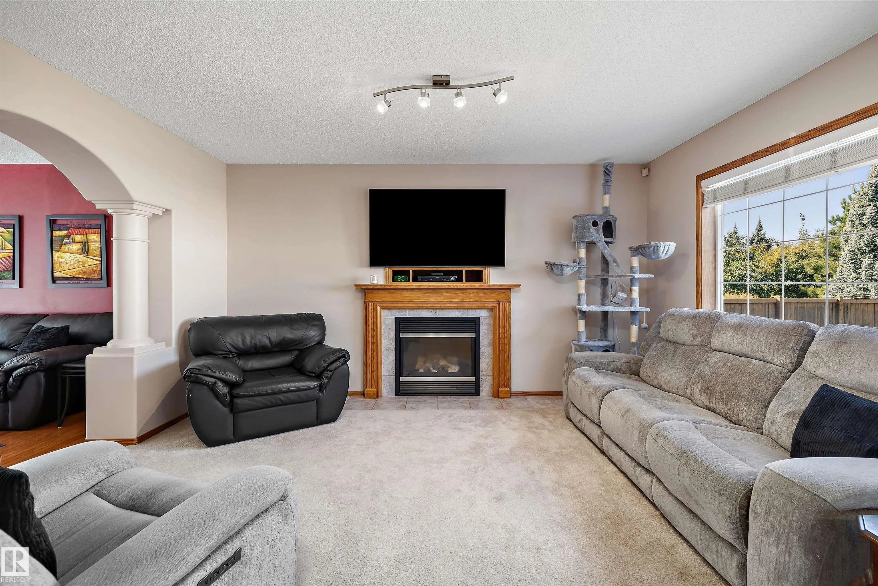 438 HODGSON Boulevard