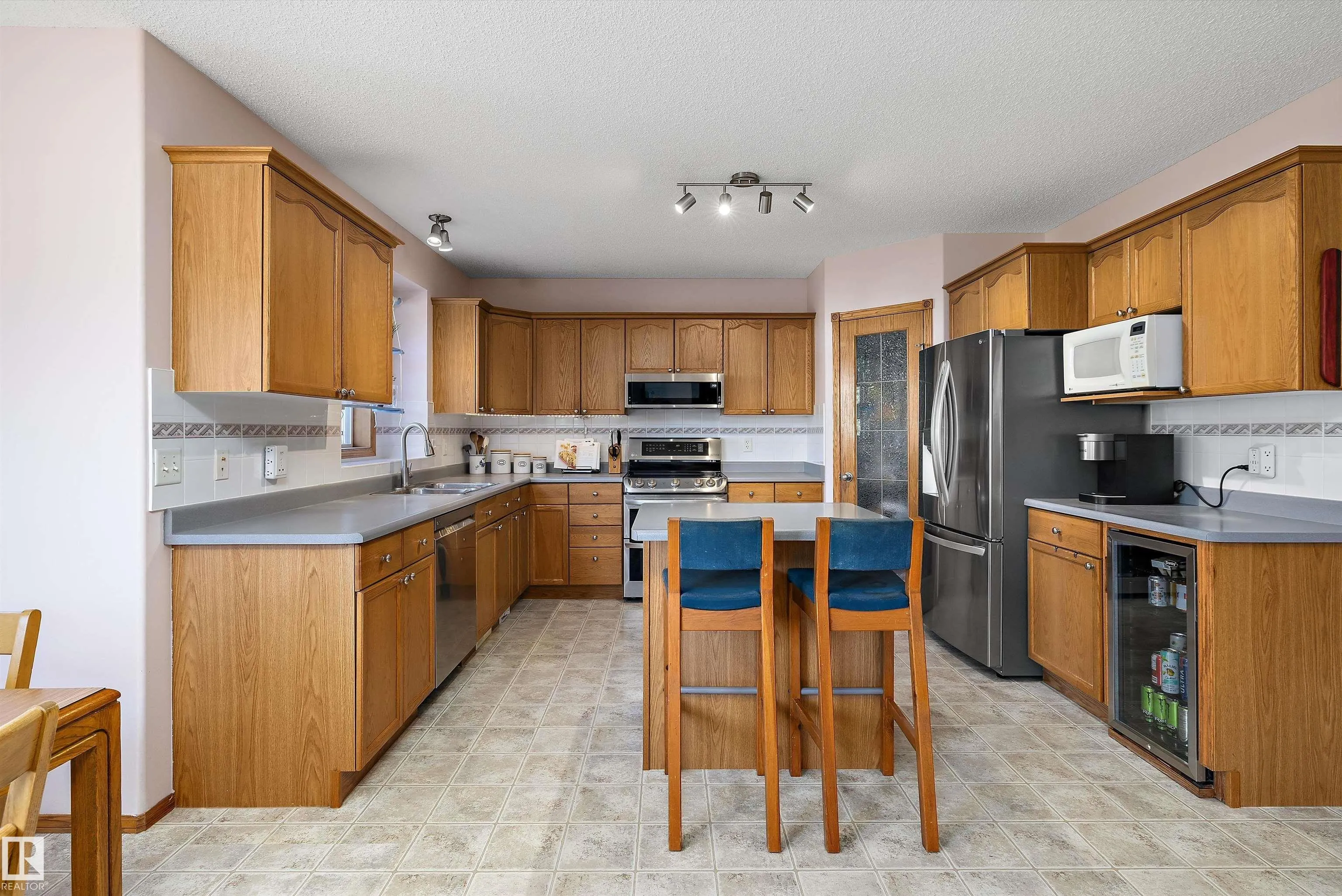 438 HODGSON Boulevard