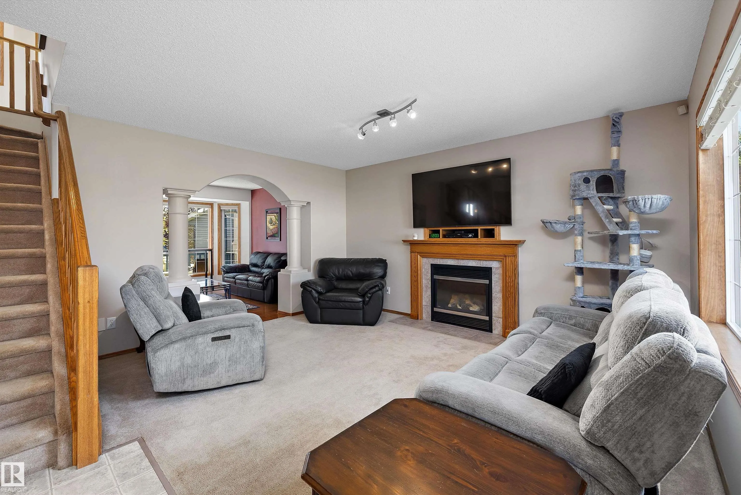 438 HODGSON Boulevard