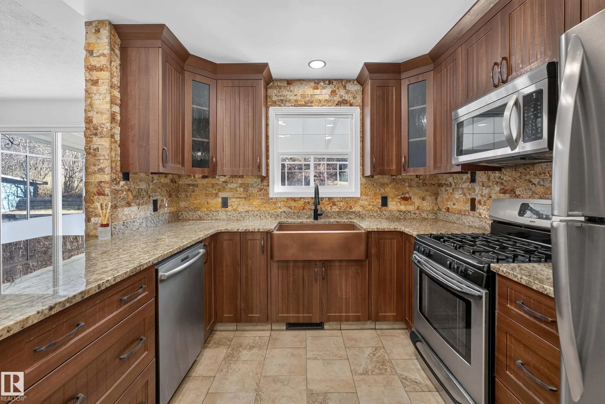 21 Maple Ridge Drive