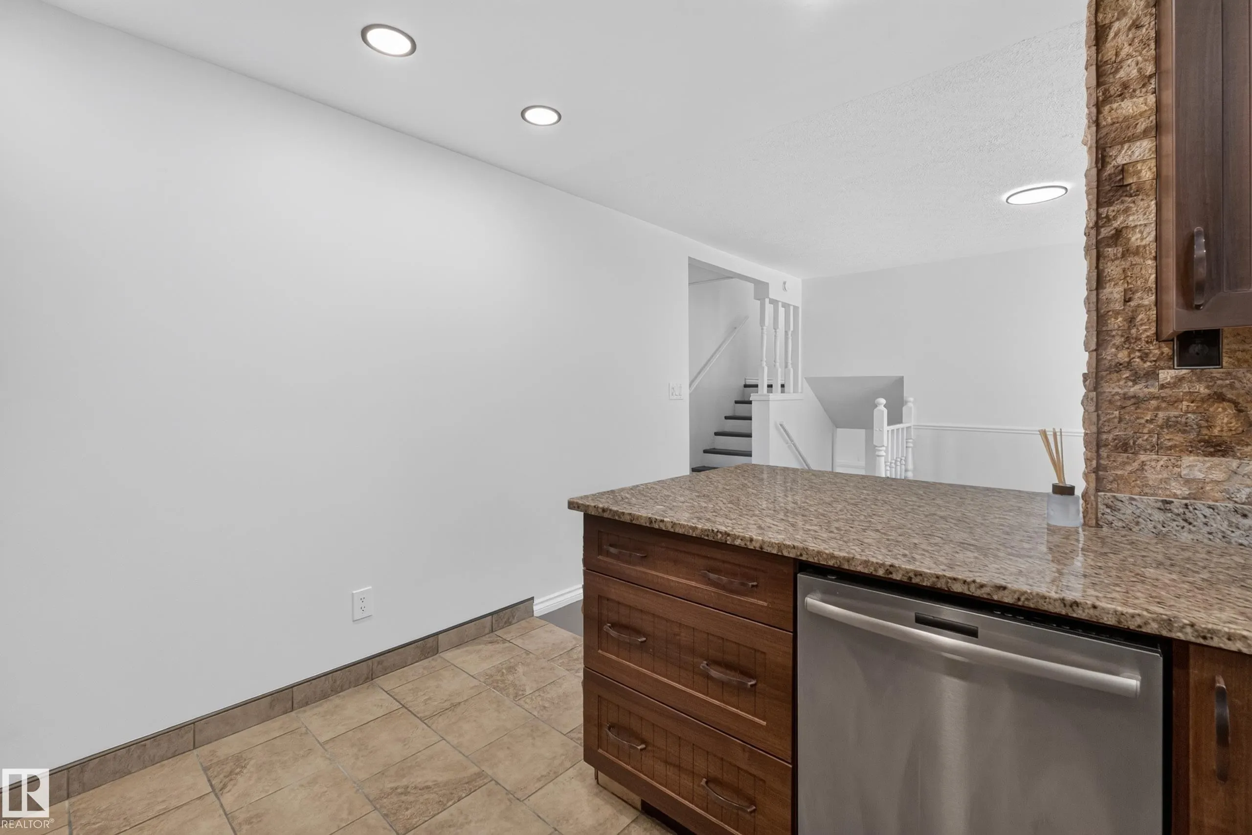 21 Maple Ridge Drive