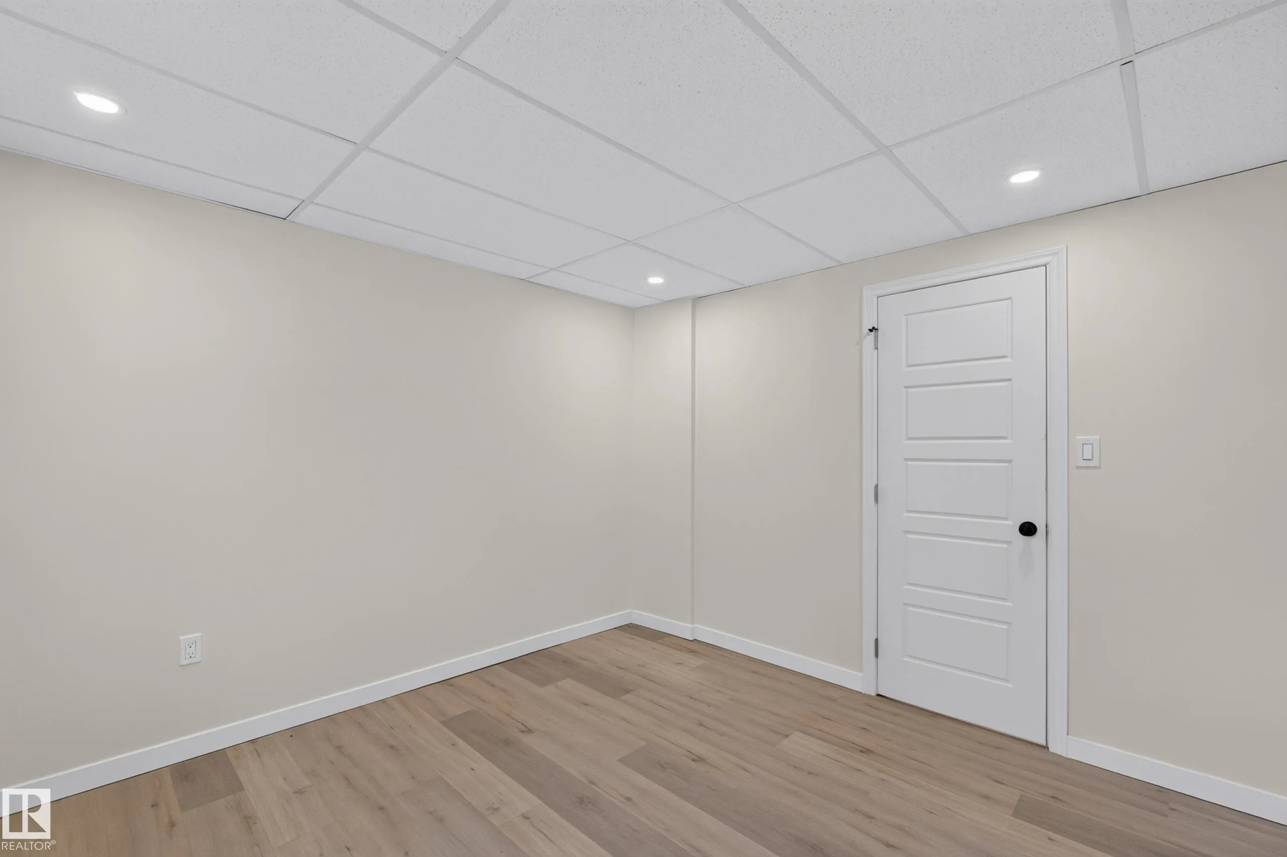 21 Maple Ridge Drive