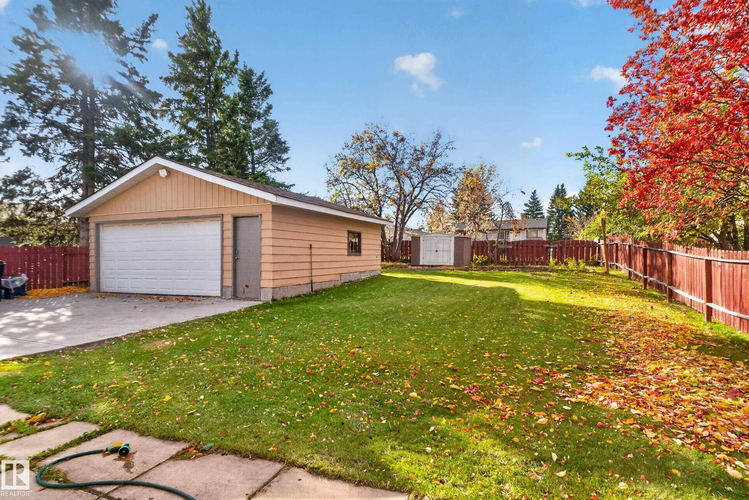 67 HENRY Avenue
