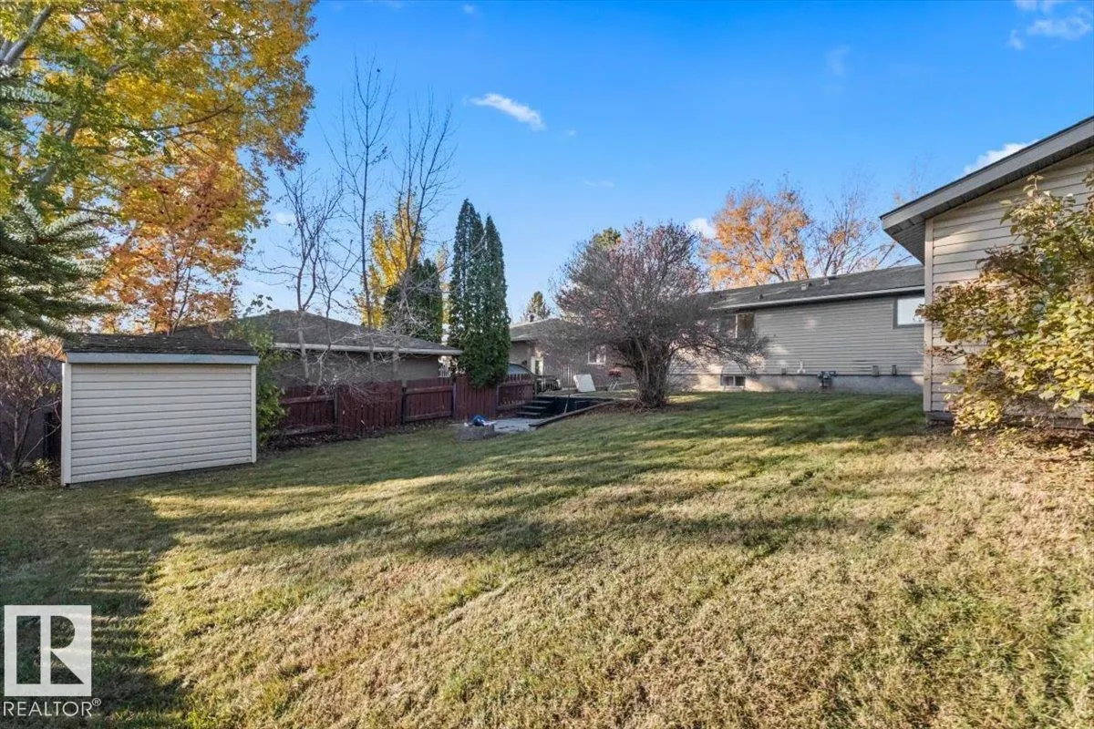 42 GLENGARRY Crescent