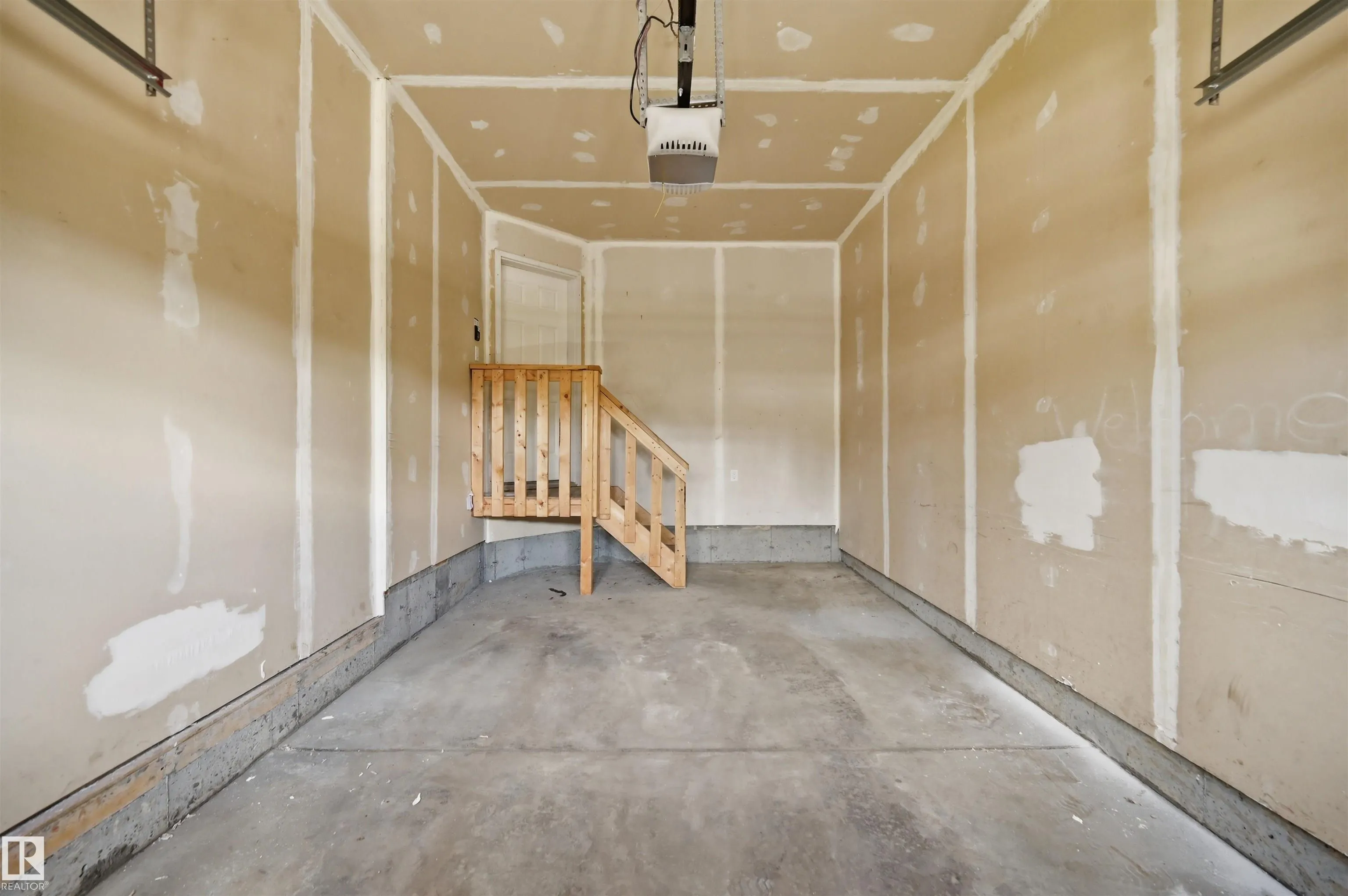 3605 ATKINSON Loop