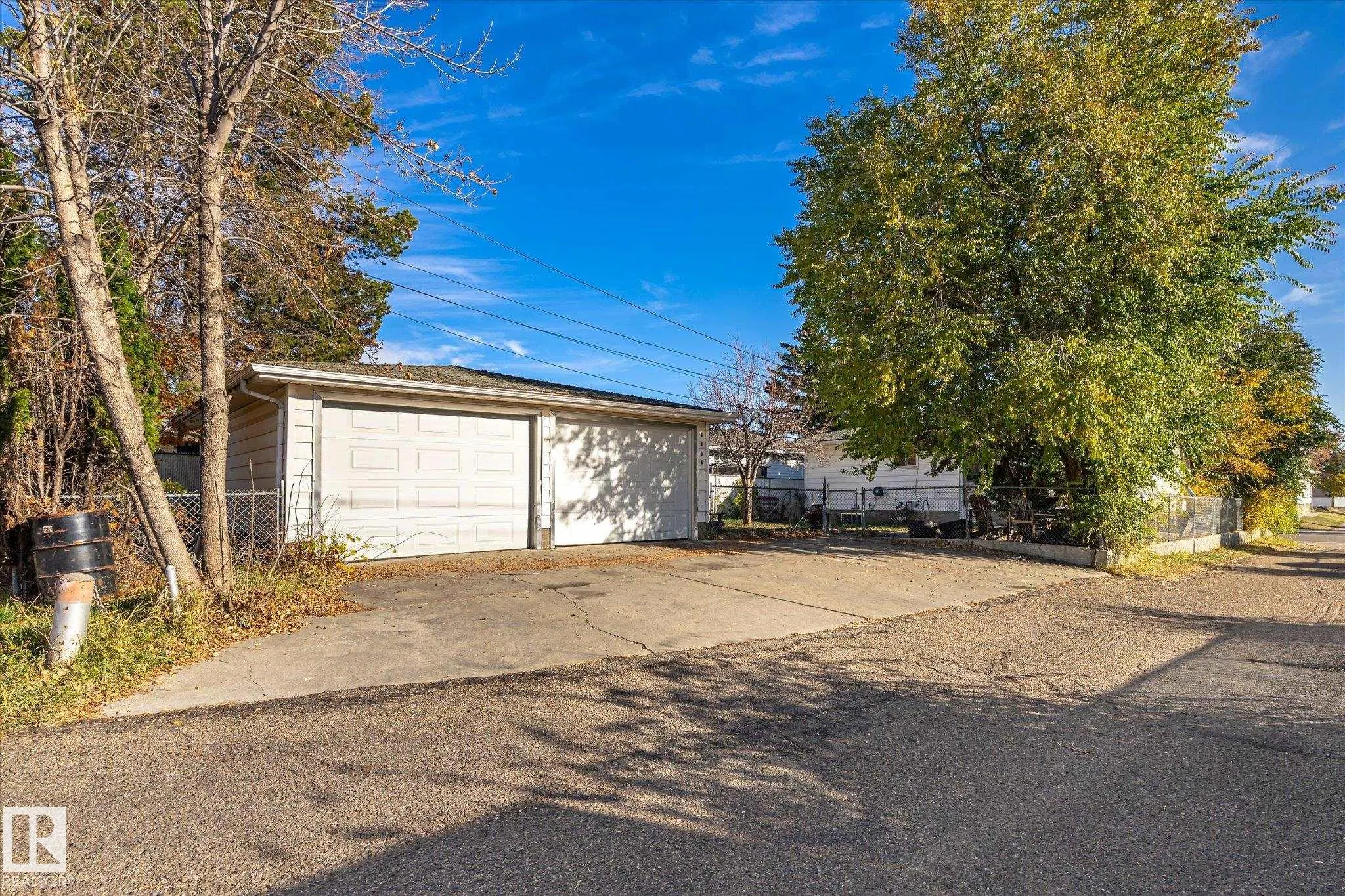 7308 77 Street