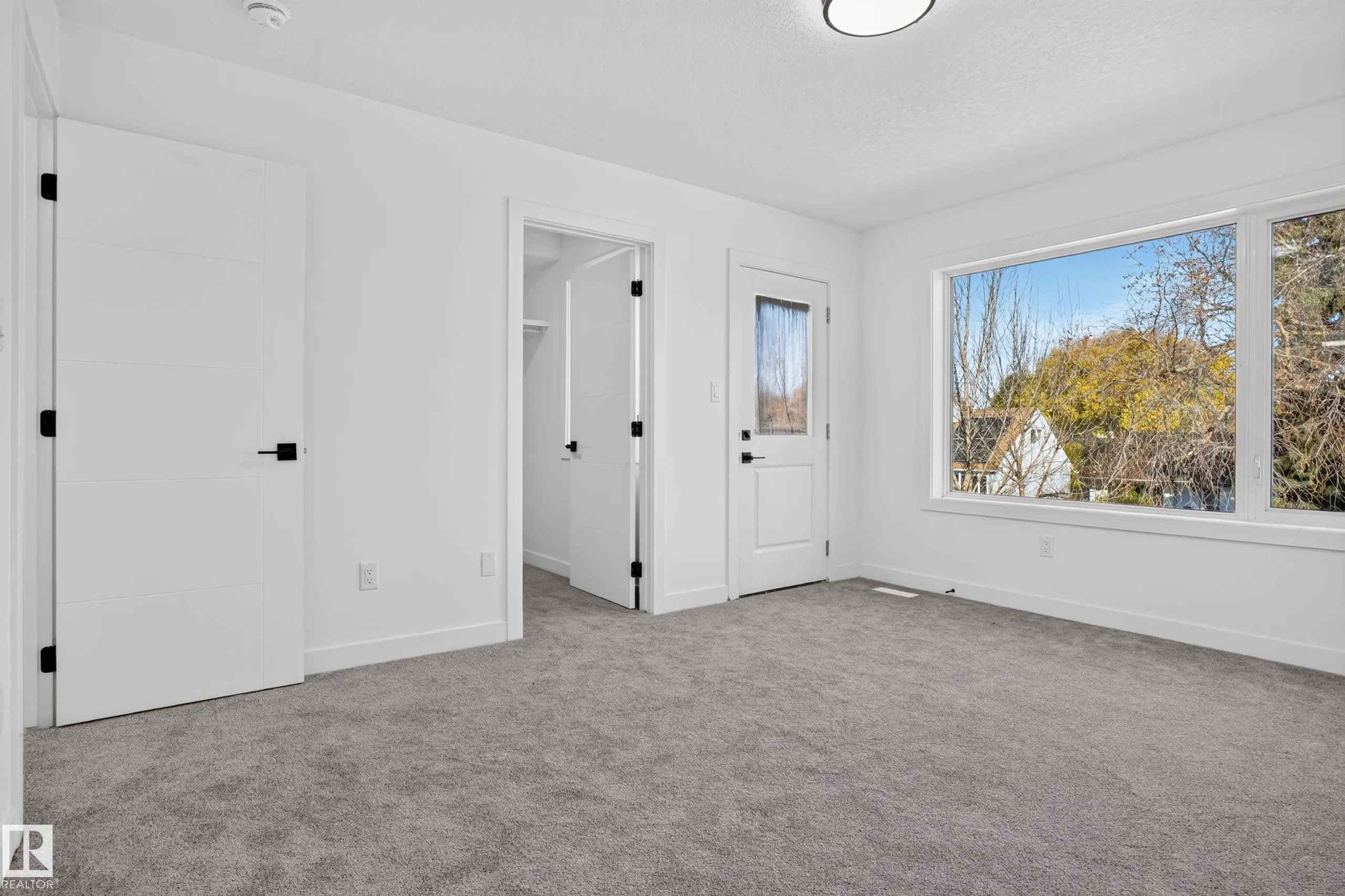 3605 112 Avenue