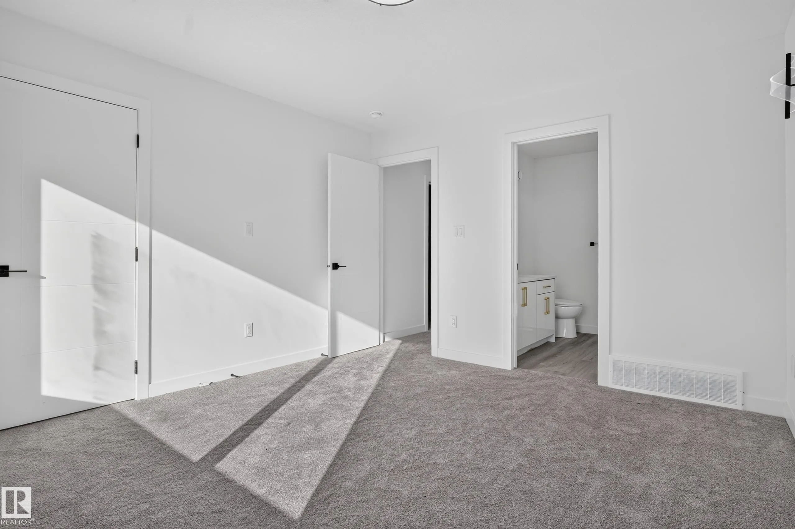 3605 112 Avenue