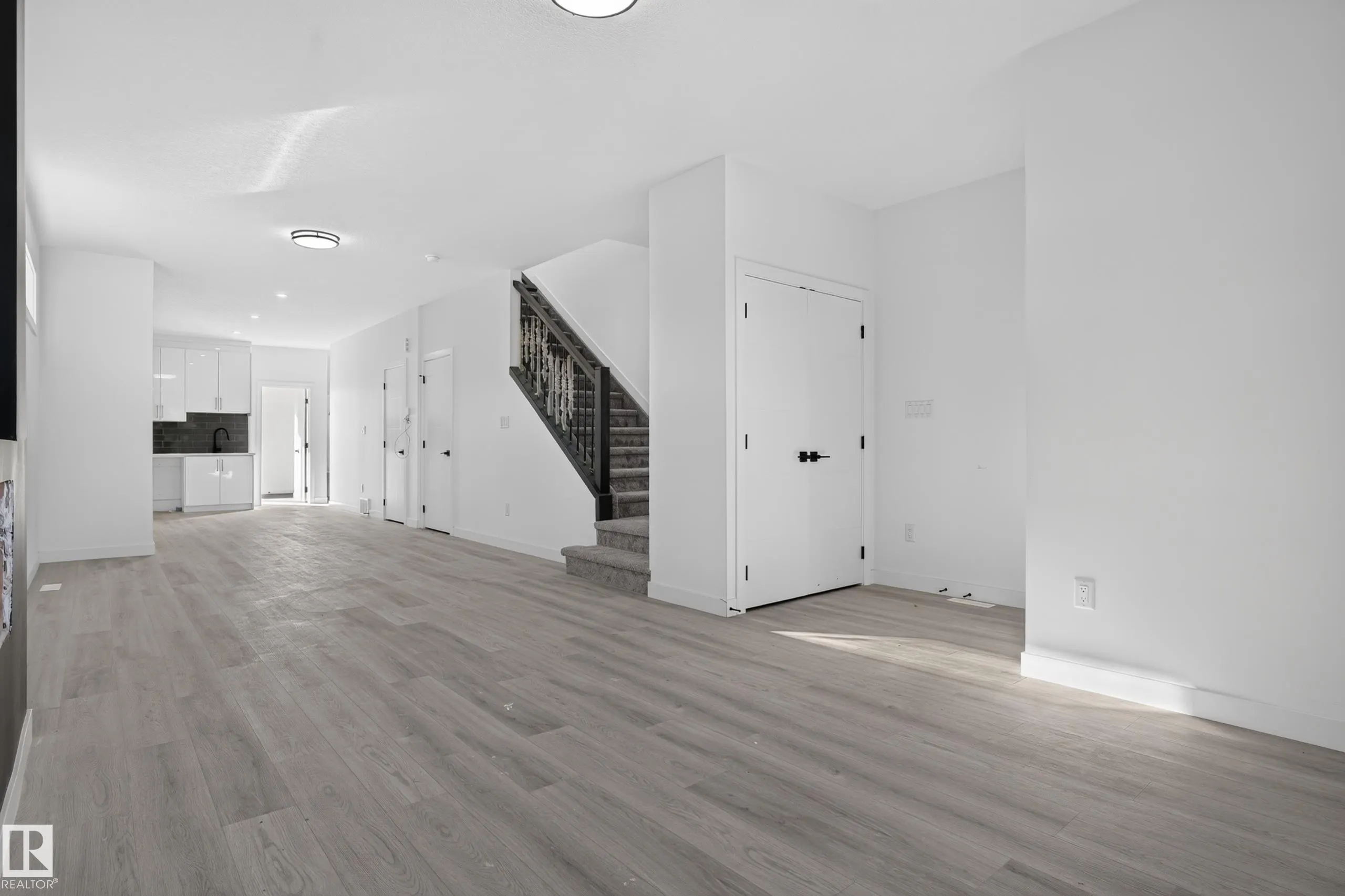 3605 112 Avenue