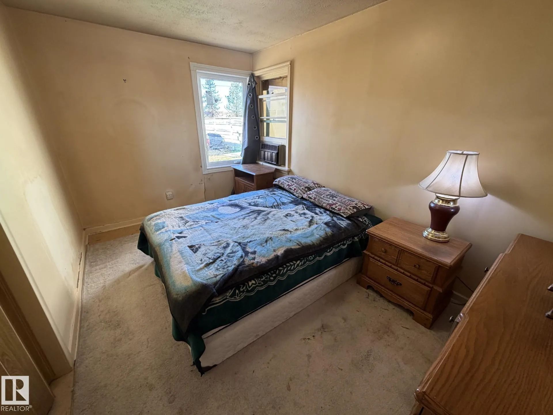 12032 69 Street