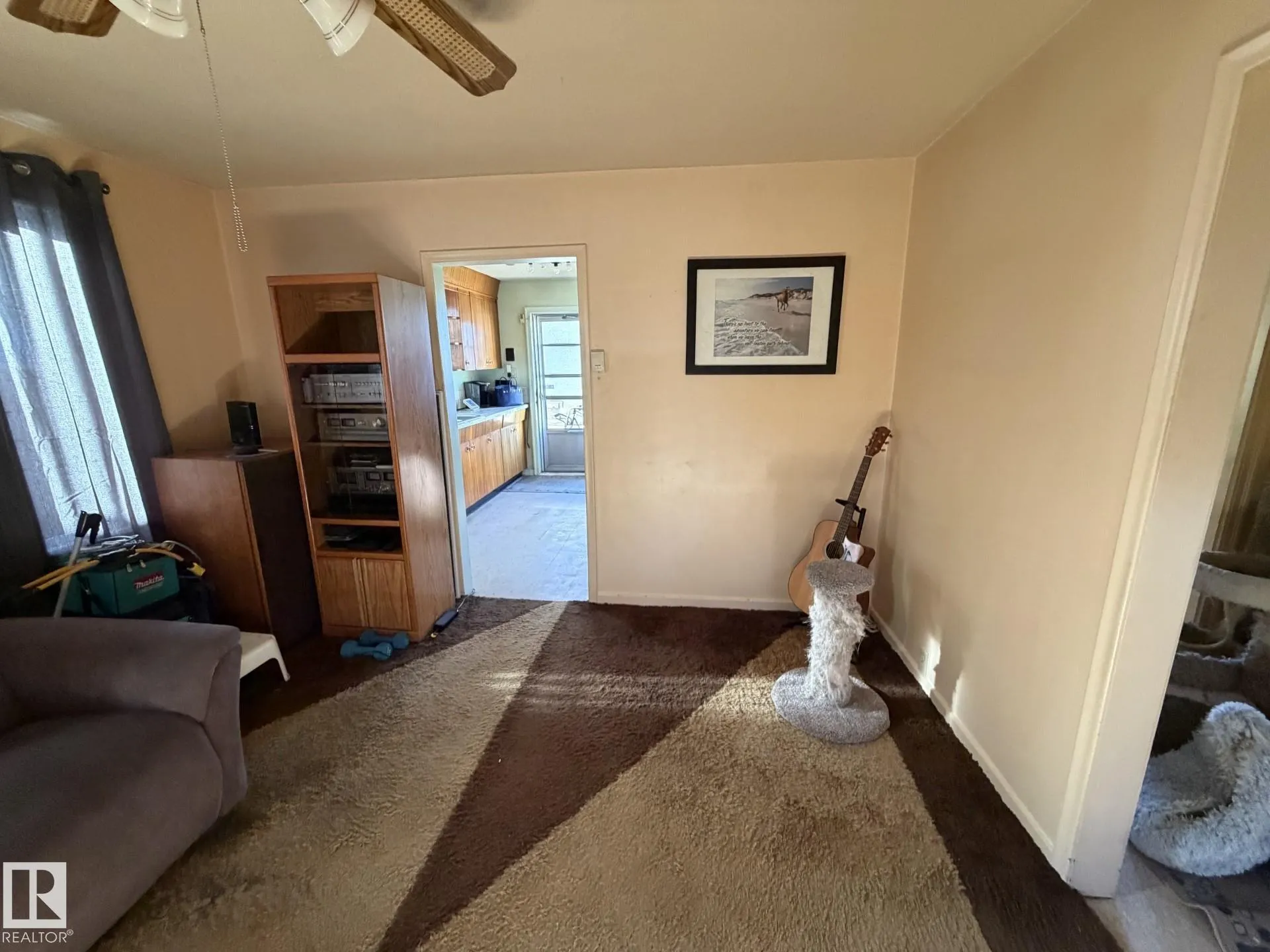 12032 69 Street