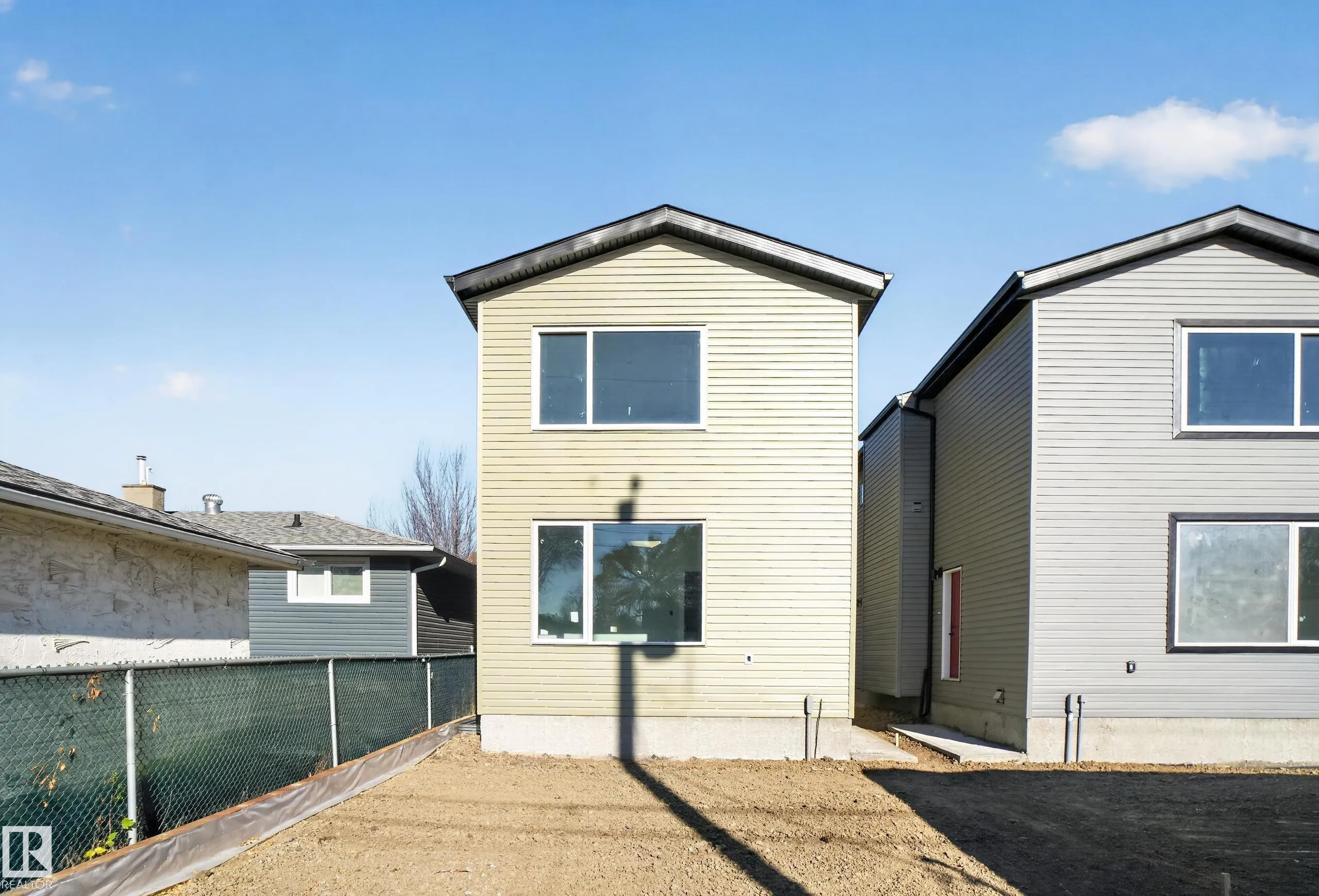 3607 112 Avenue