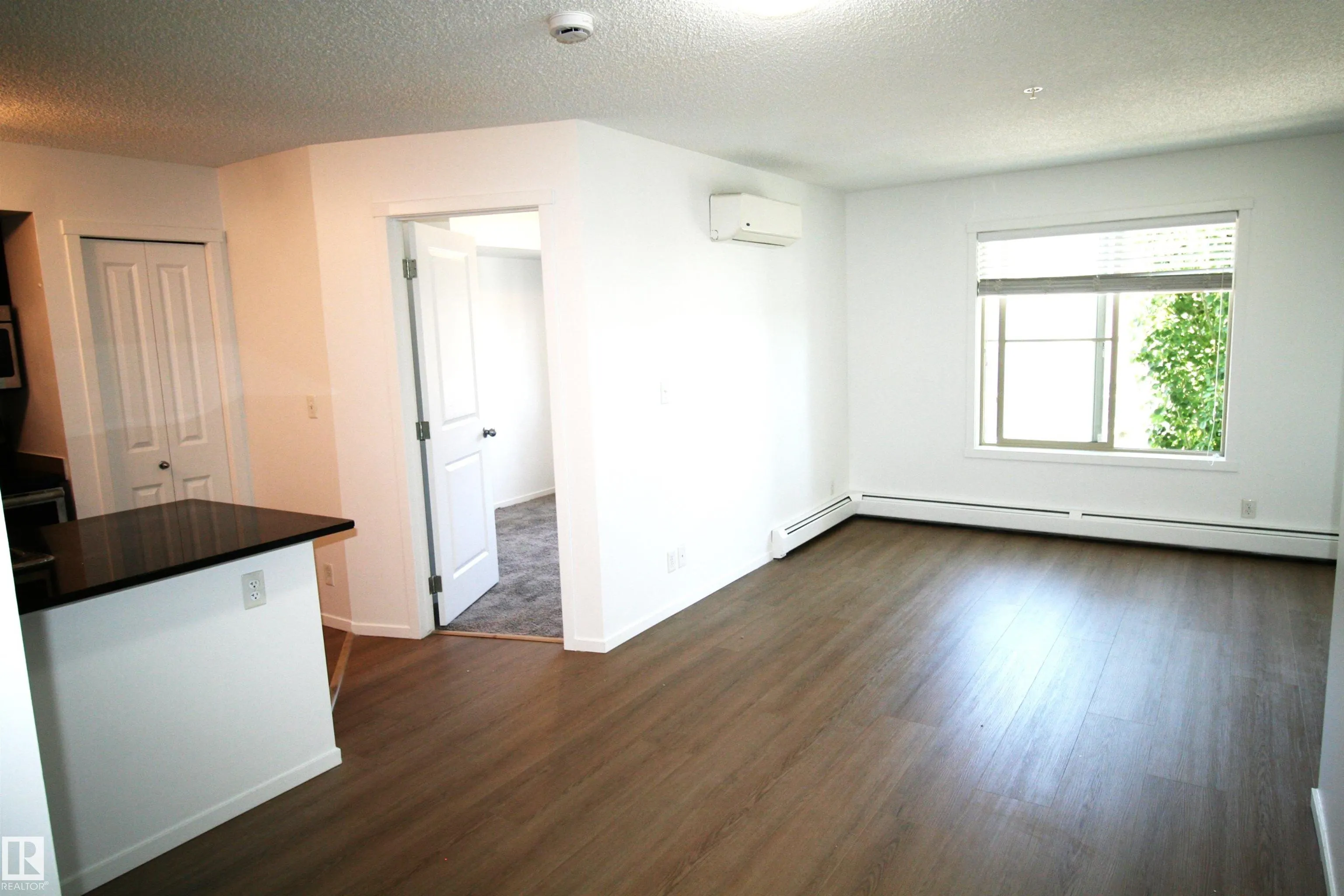 5810 MULLEN Place