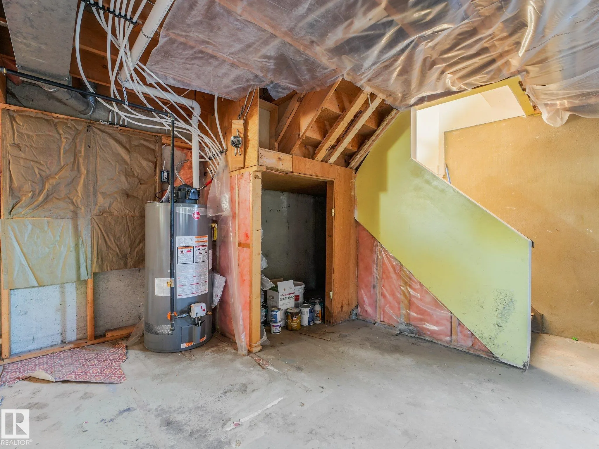 1036 MOYER Drive