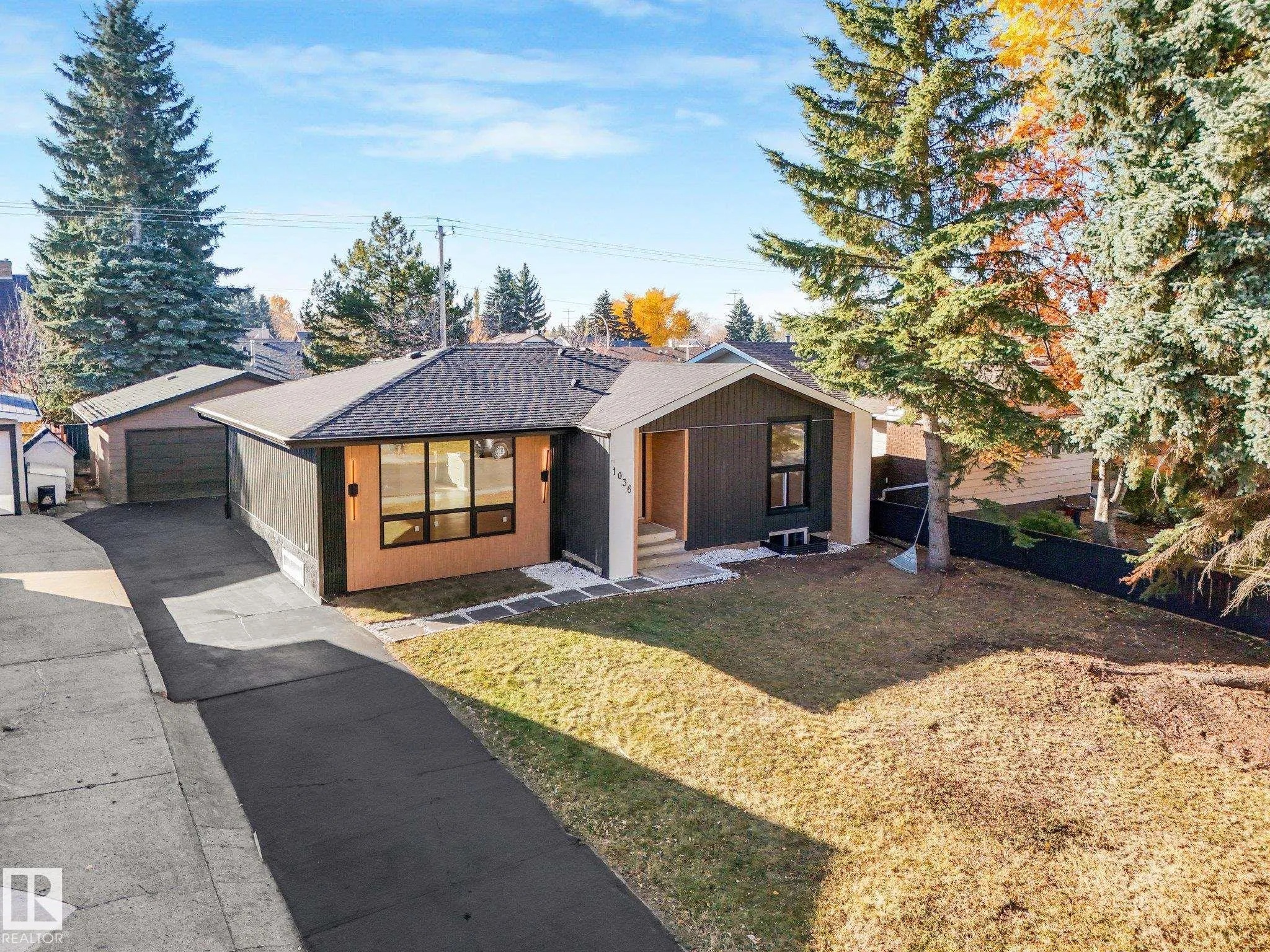 1036 MOYER Drive